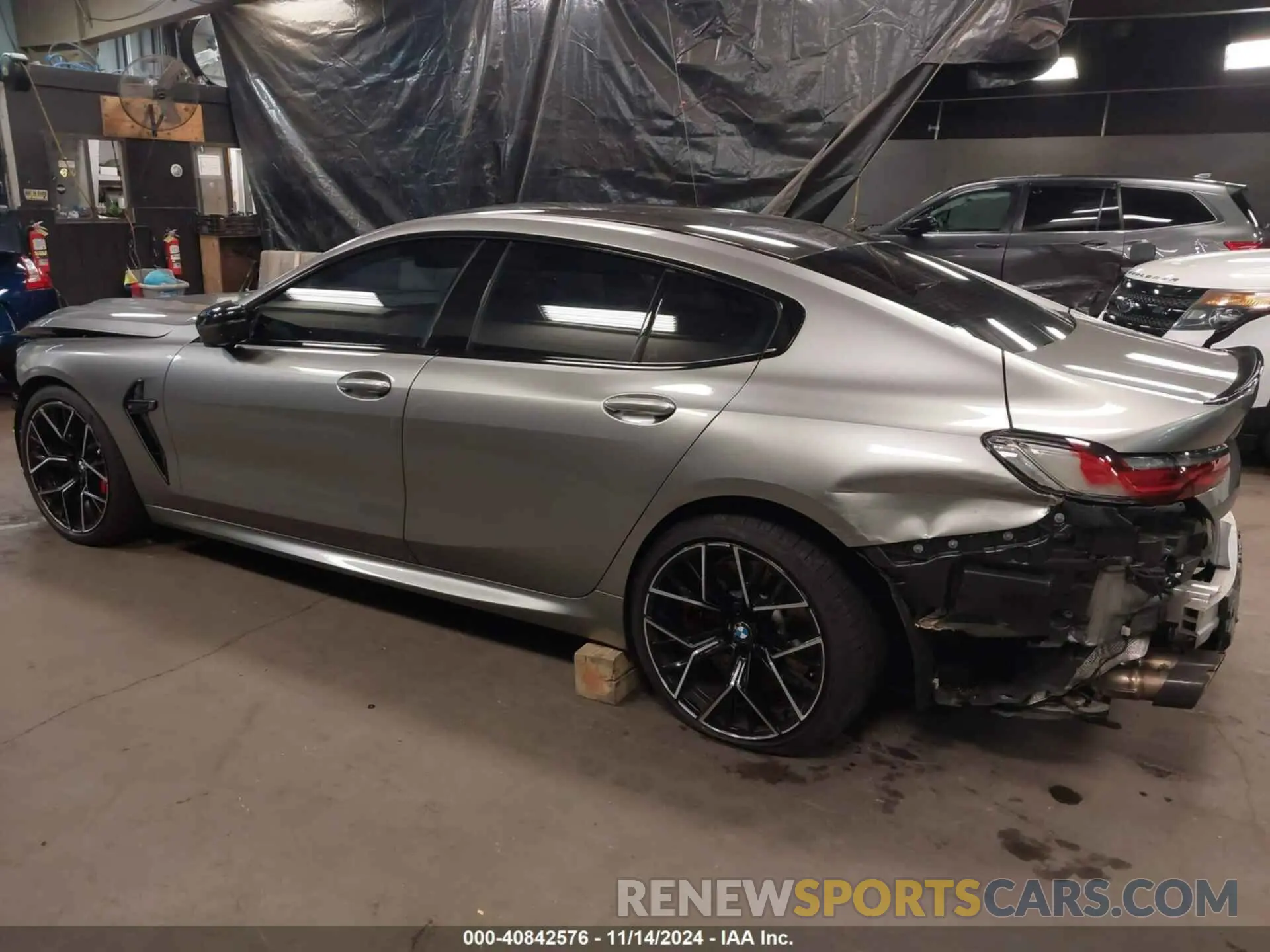 3 fotografías del automóvil dañado WBSGV0C02NCJ62612 BMW M8 GRAN COUPE 2022