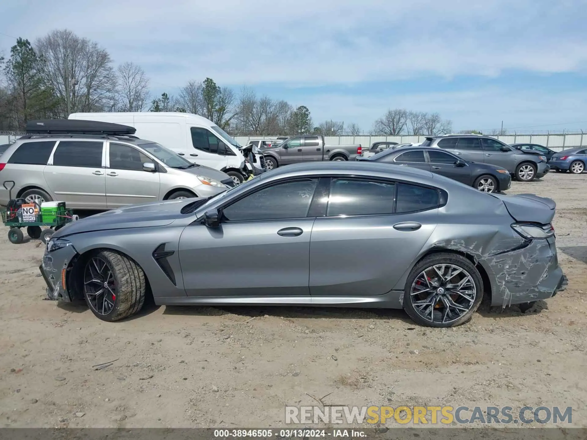14 fotografías del automóvil dañado WBSGV0C0XPCL14283 BMW M8 GRAN COUPE 2023