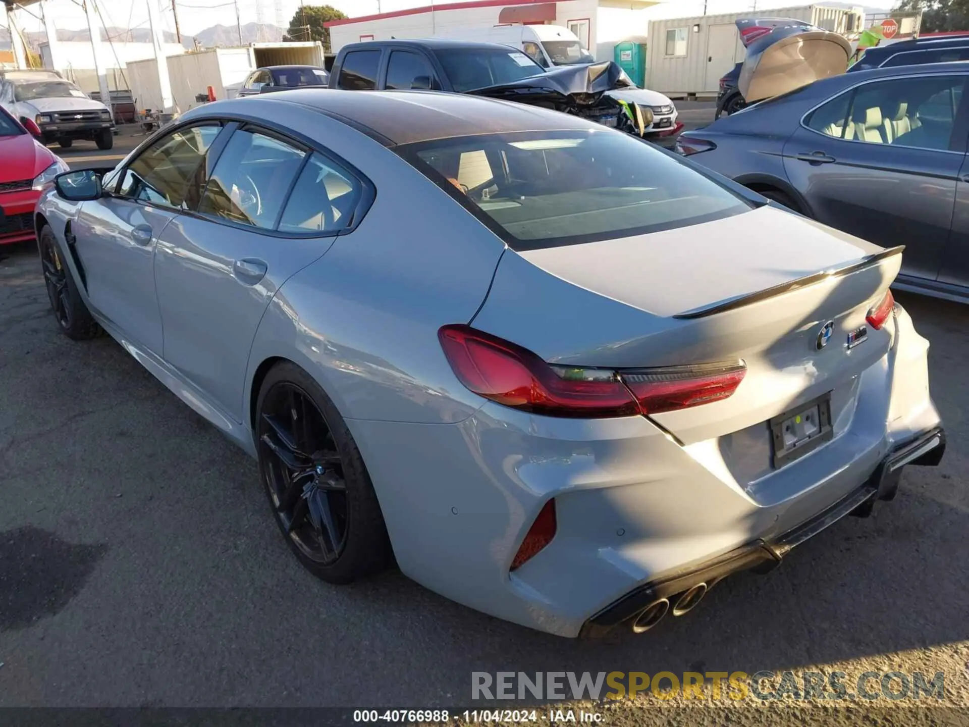 3 fotografías del automóvil dañado WBSGV0C08RCN30670 BMW M8 GRAN COUPE 2024