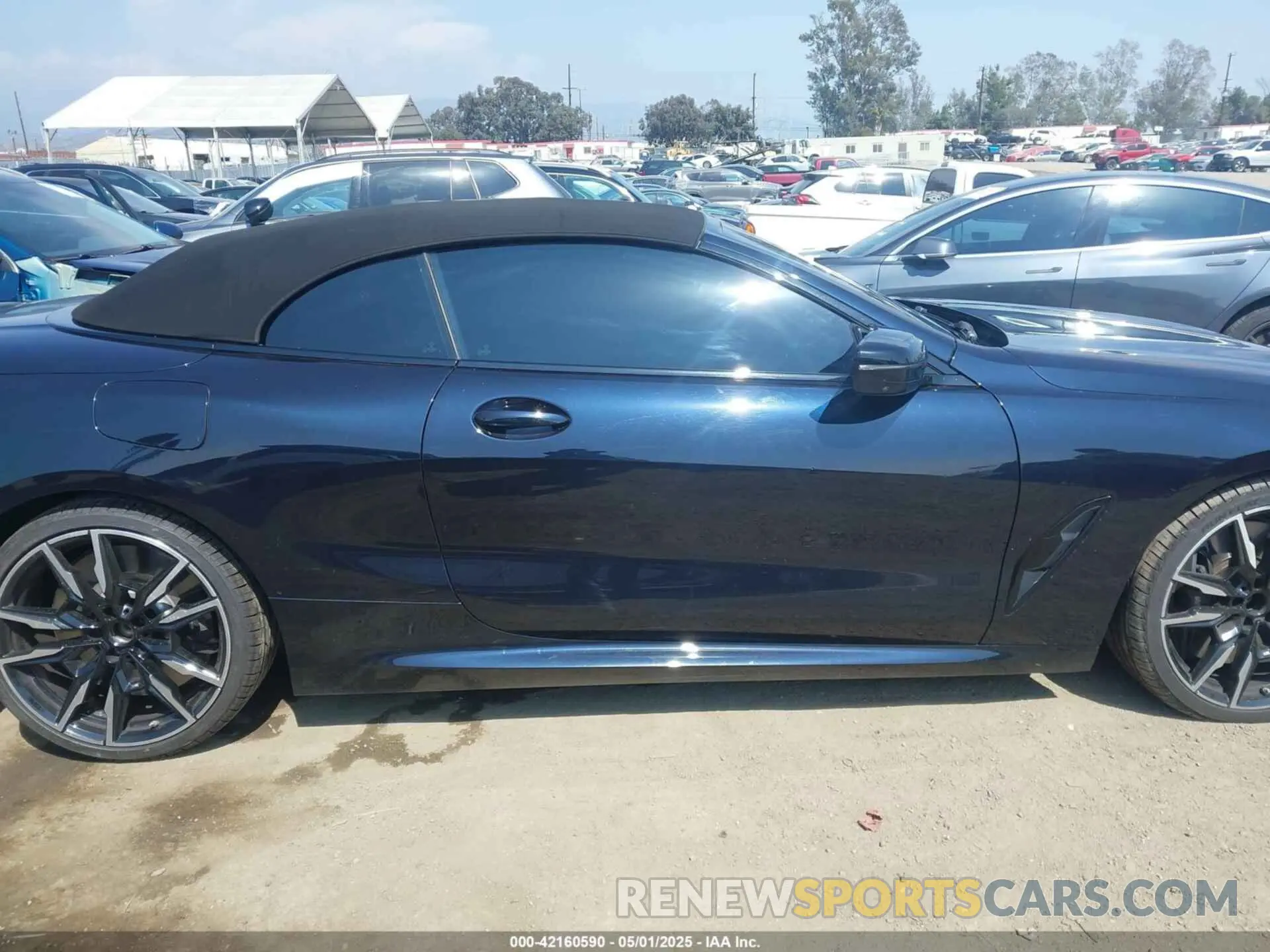 14 fotografías del automóvil dañado WBAFY4C07PCK10123 BMW M850I 2023