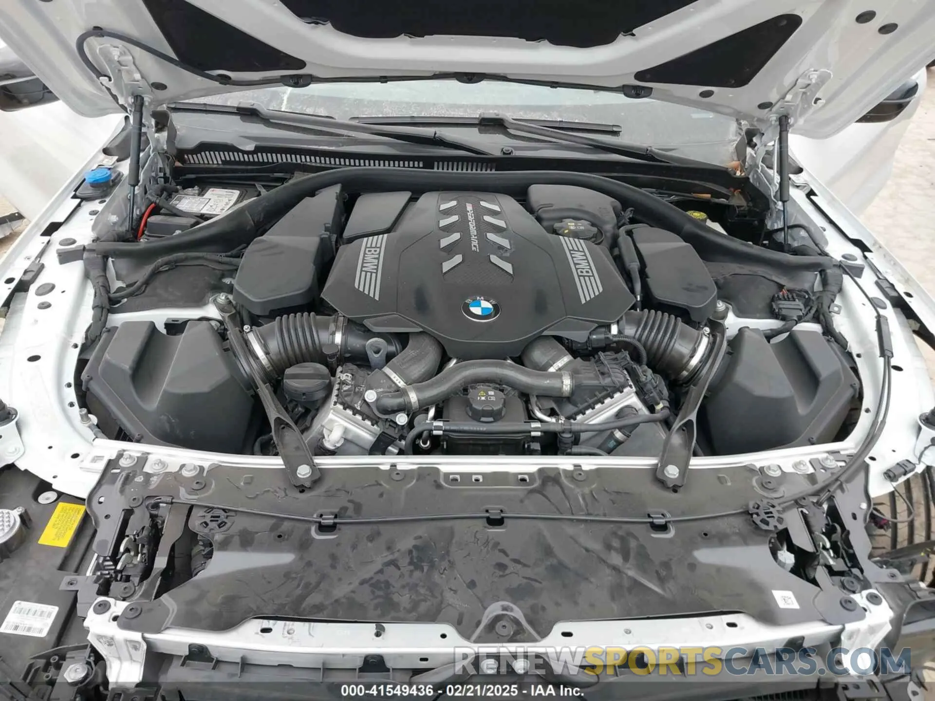 10 fotografías del automóvil dañado WBABC4C0XRCR16762 BMW M850I 2024