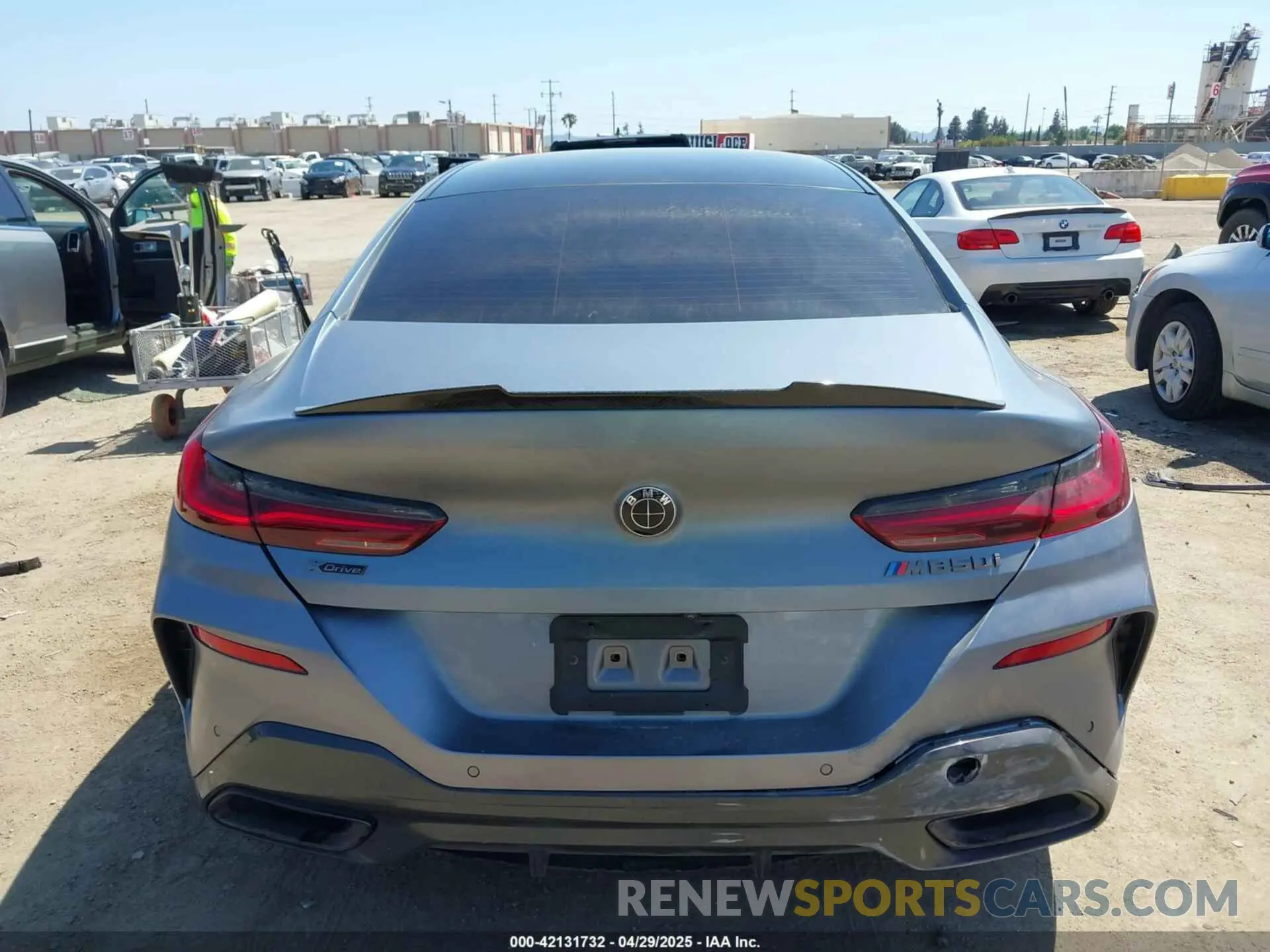 17 fotografías del automóvil dañado WBAGV8C02LCD45348 BMW M850I GTAN COUPE 2020