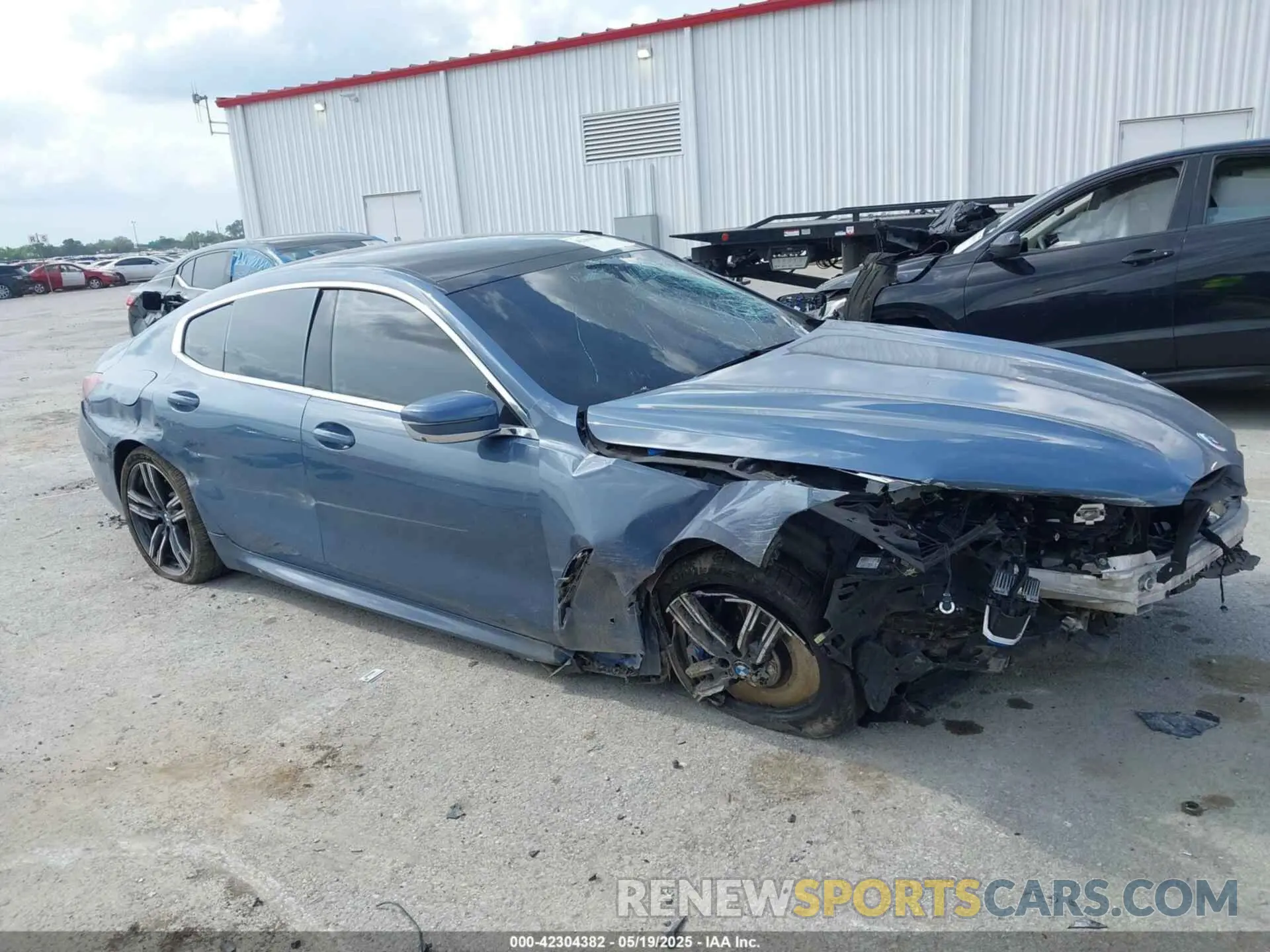 14 fotografías del automóvil dañado WBAGV8C04NCH77734 BMW M850I GTAN COUPE 2022