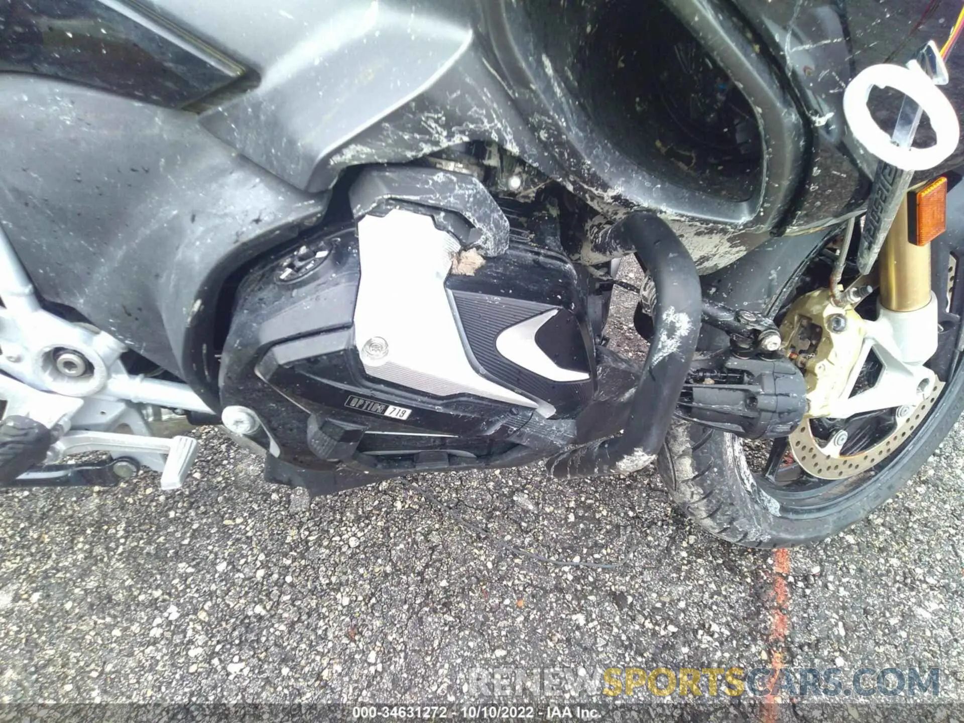 8 fotografías del automóvil dañado WB10L0301N6F15712 BMW MC 2022