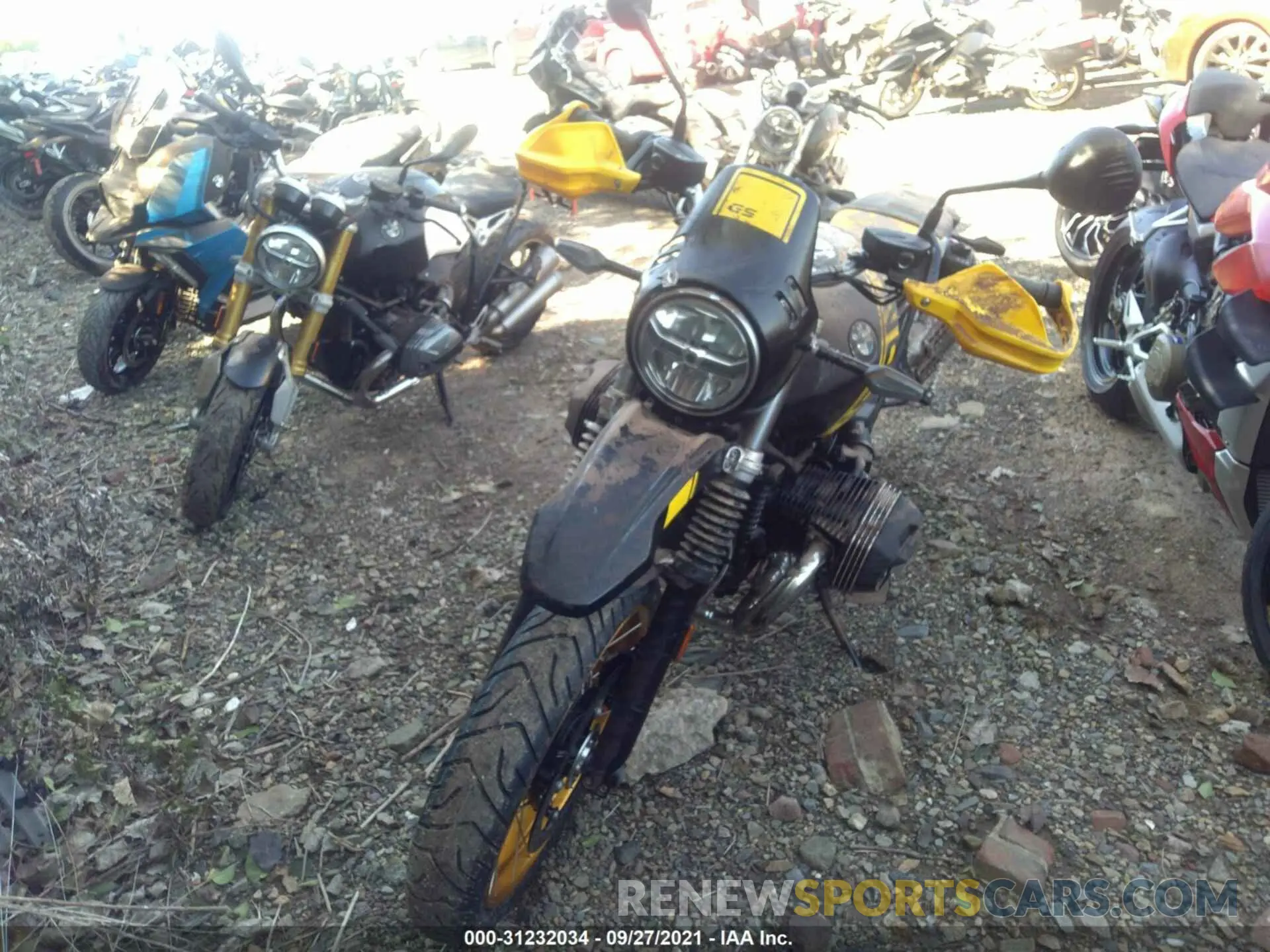 5 fotografías del automóvil dañado WB10L9301M6E35961 BMW R NINEU GS 2021