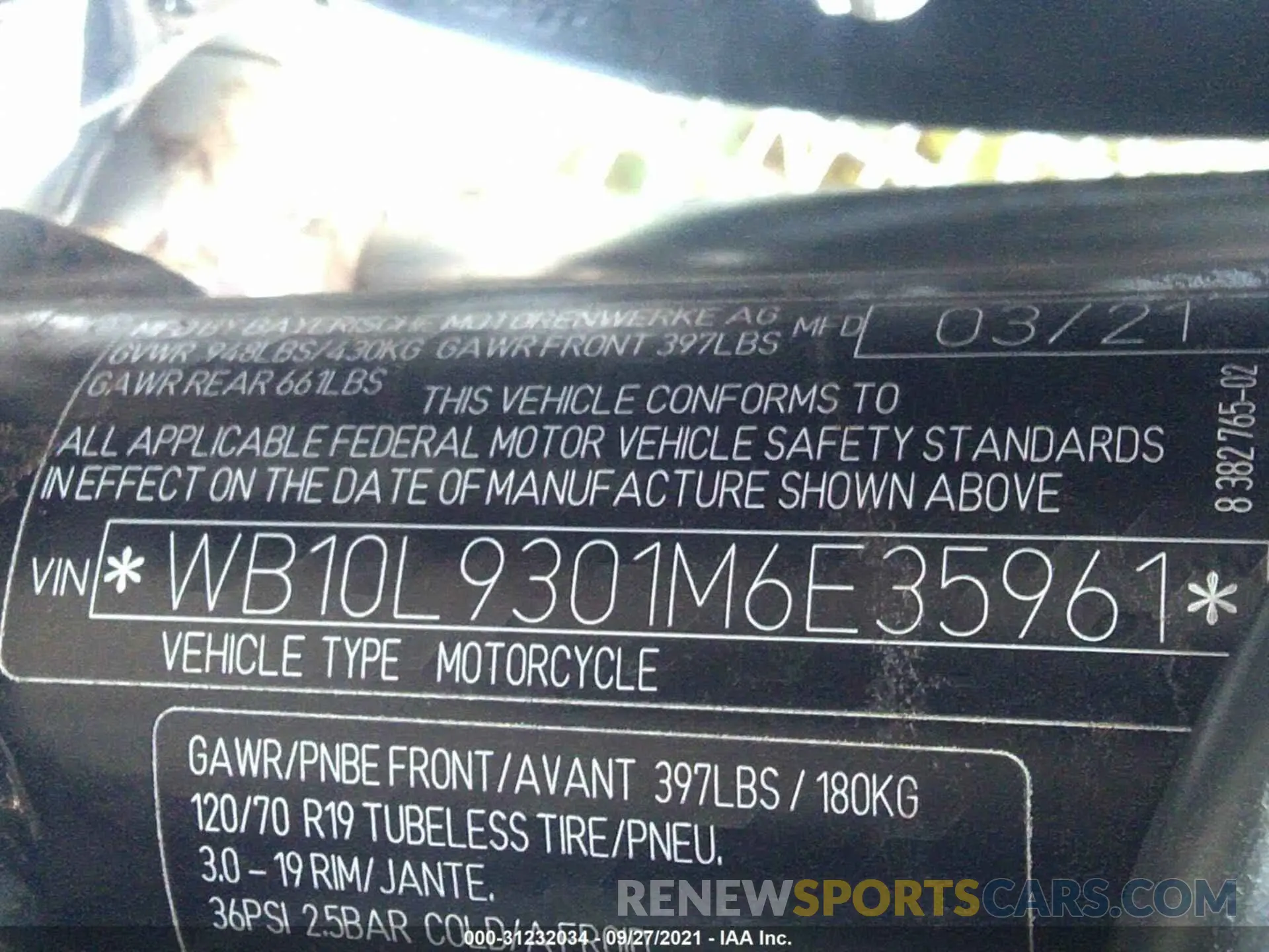 9 fotografías del automóvil dañado WB10L9301M6E35961 BMW R NINEU GS 2021