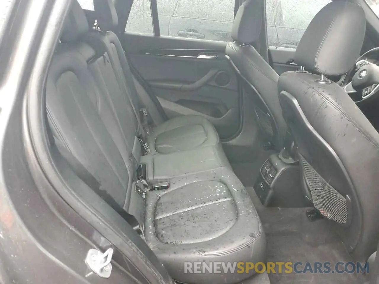 11 fotografías del automóvil dañado WBXHT3C52K5L89624 BMW X1 2019