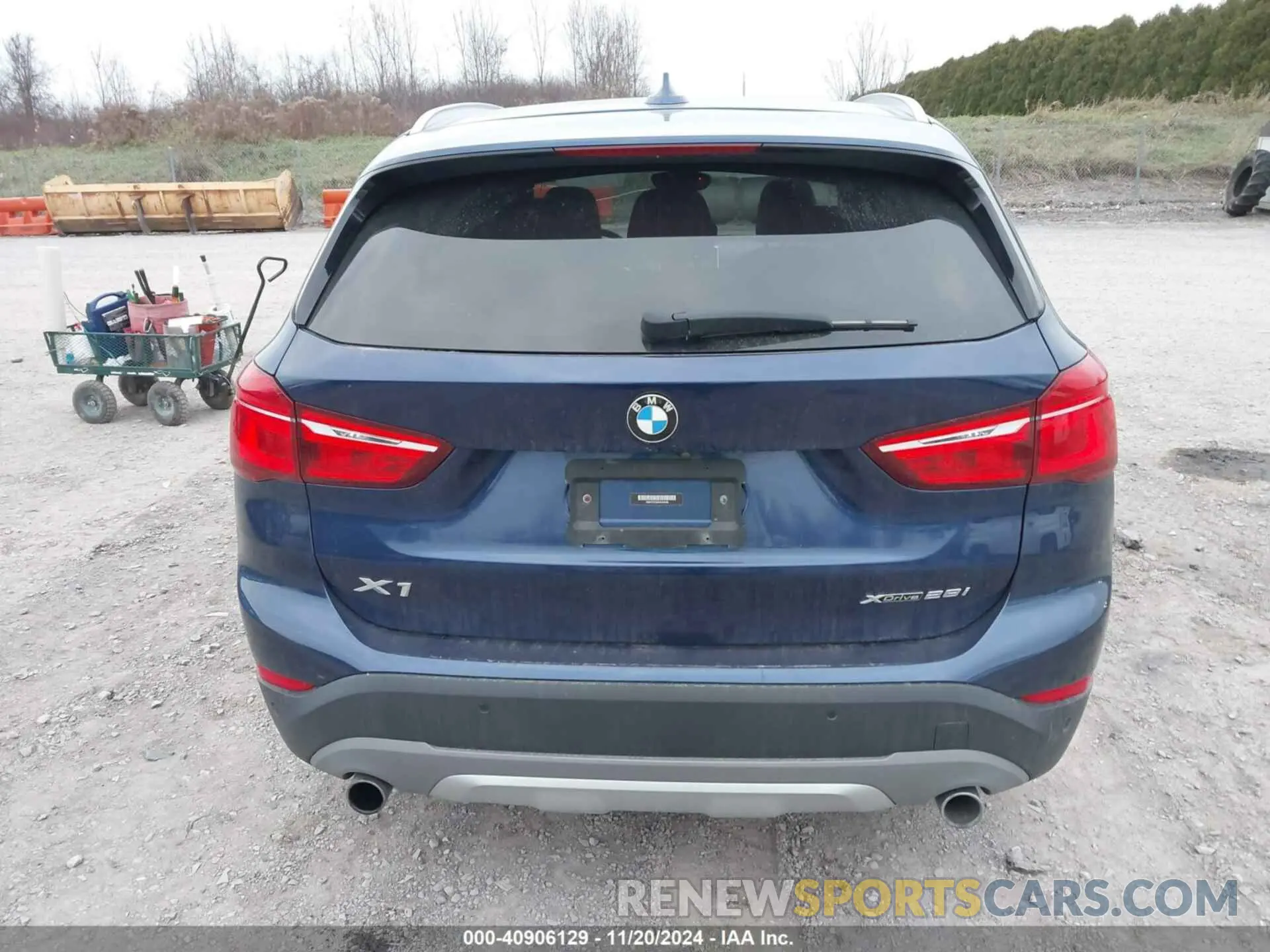 16 fotografías del automóvil dañado WBXHT3C53K3H35498 BMW X1 2019
