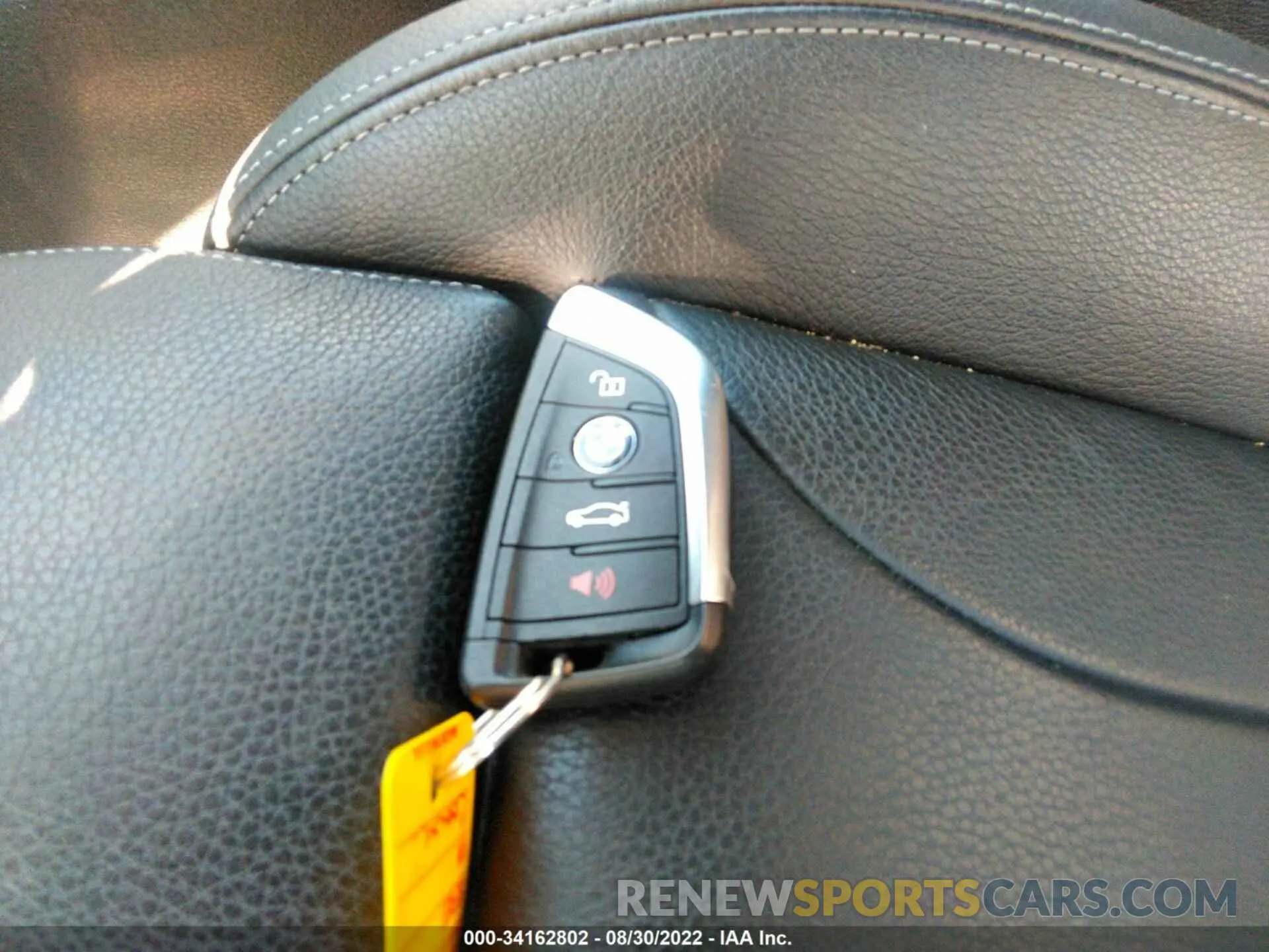 11 fotografías del automóvil dañado WBXHT3C53K3H35548 BMW X1 2019