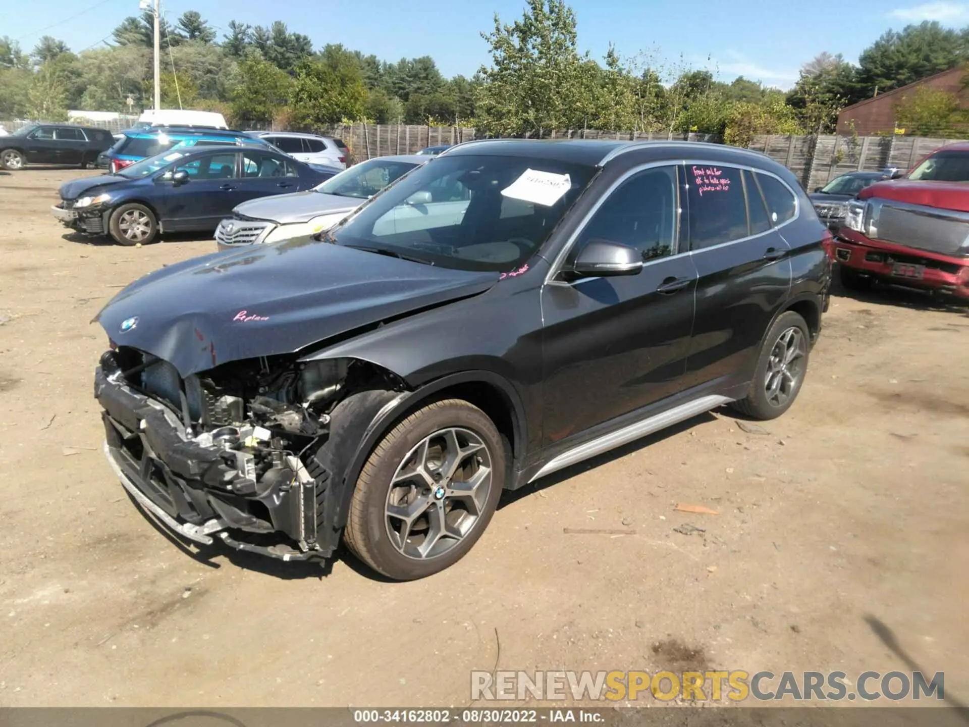 2 fotografías del automóvil dañado WBXHT3C53K3H35548 BMW X1 2019