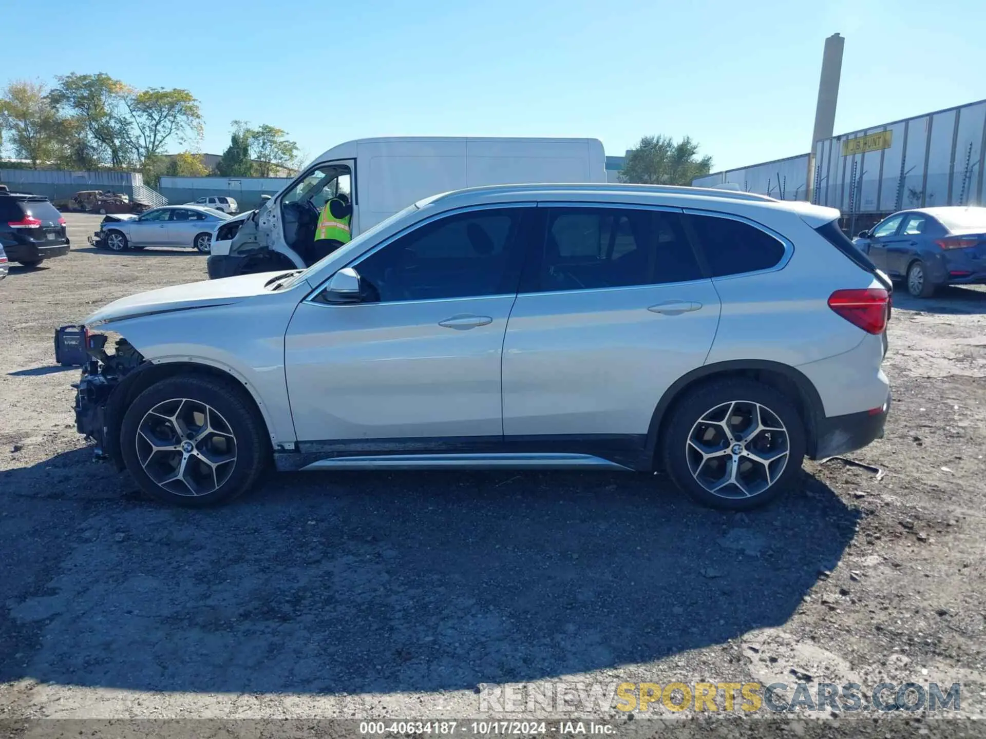14 fotografías del automóvil dañado WBXHT3C53K5L89891 BMW X1 2019