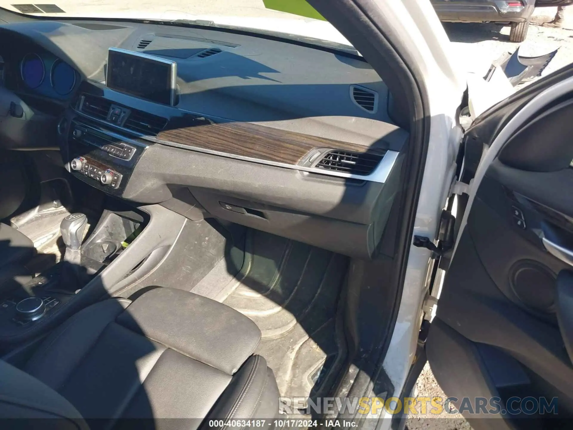 5 fotografías del automóvil dañado WBXHT3C53K5L89891 BMW X1 2019