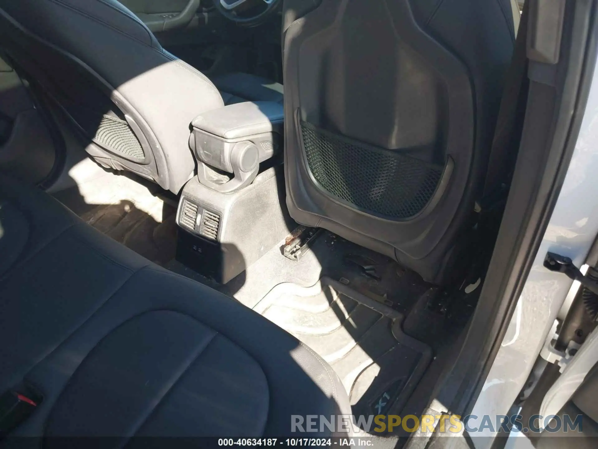 8 fotografías del automóvil dañado WBXHT3C53K5L89891 BMW X1 2019