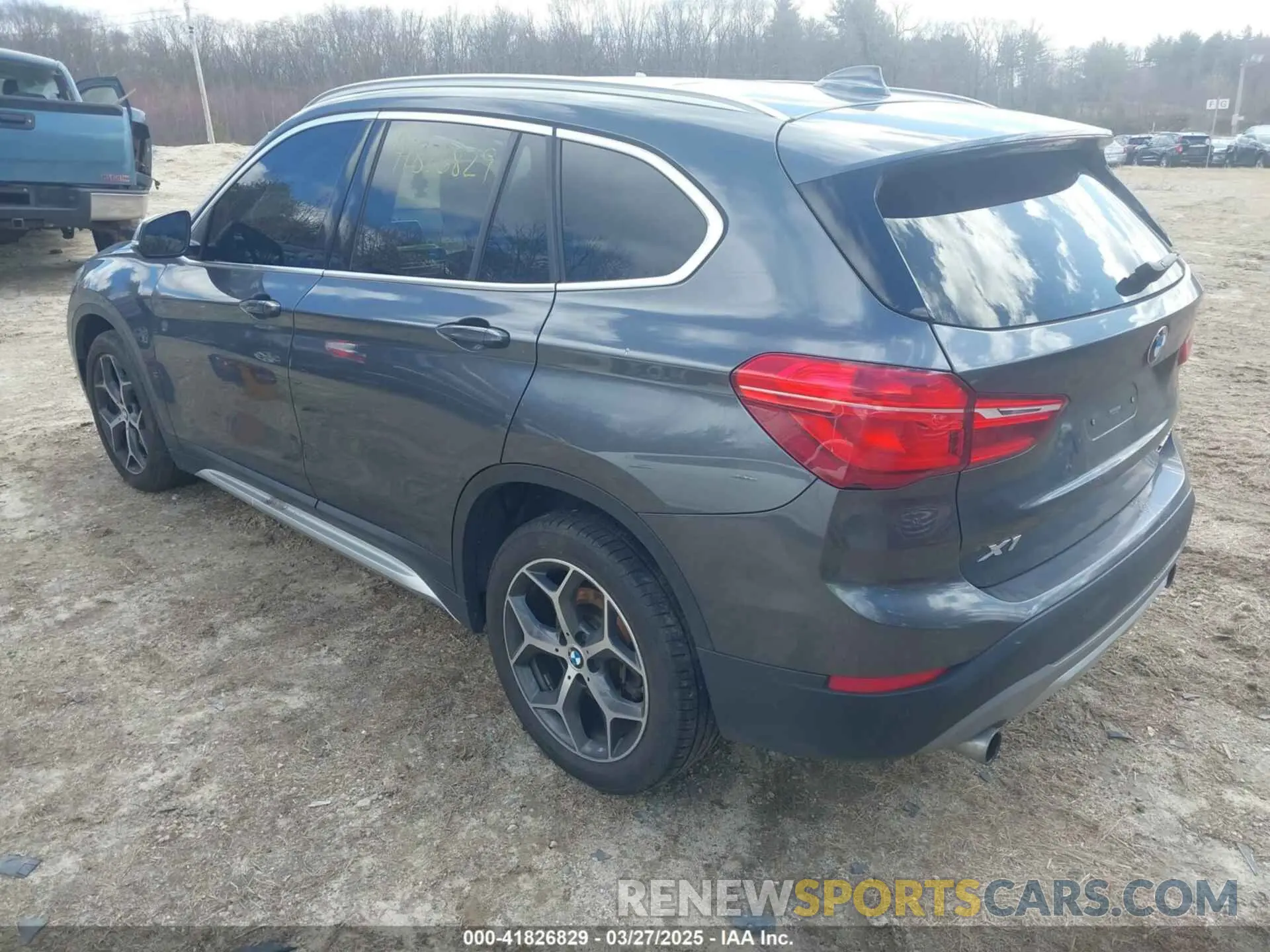 3 fotografías del automóvil dañado WBXHT3C54K5L35760 BMW X1 2019