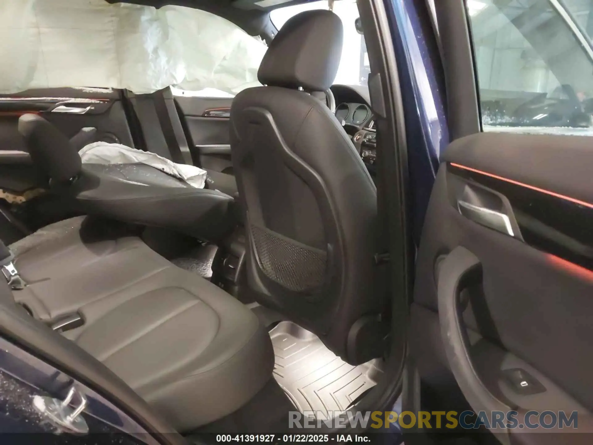 8 fotografías del automóvil dañado WBXHT3C54K5L36472 BMW X1 2019