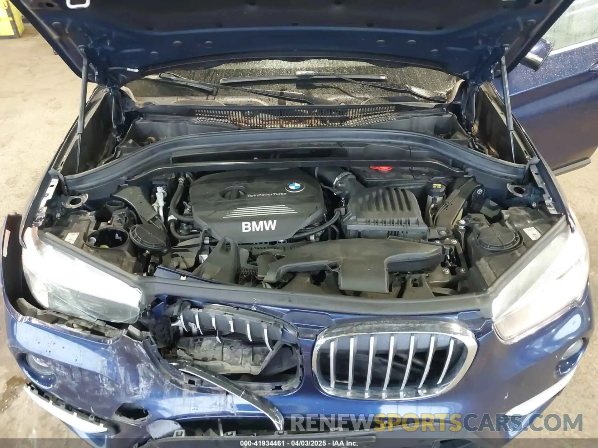 10 fotografías del automóvil dañado WBXHT3C55K5L37338 BMW X1 2019