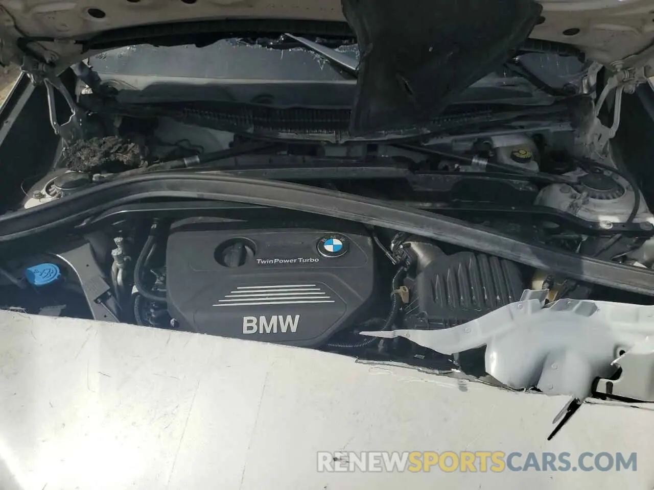12 fotografías del automóvil dañado WBXHT3C55K5L89892 BMW X1 2019