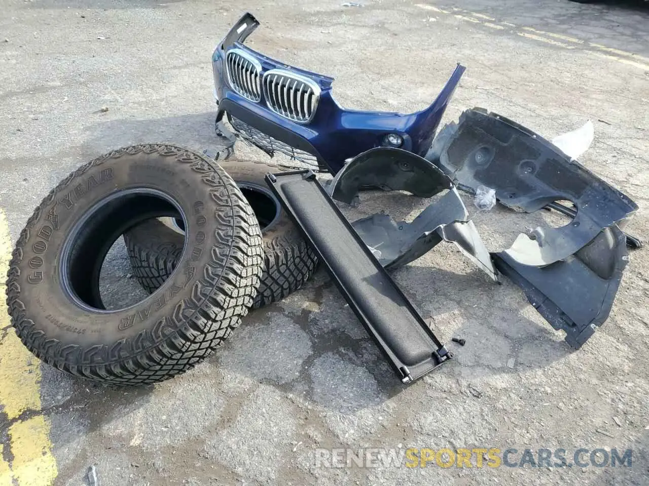 13 fotografías del automóvil dañado WBXHT3C56K5L90971 BMW X1 2019
