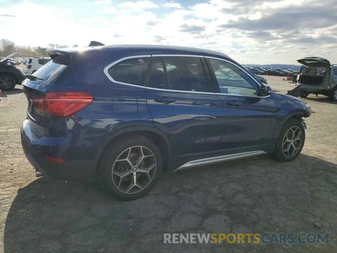 3 fotografías del automóvil dañado WBXHT3C56K5L90971 BMW X1 2019