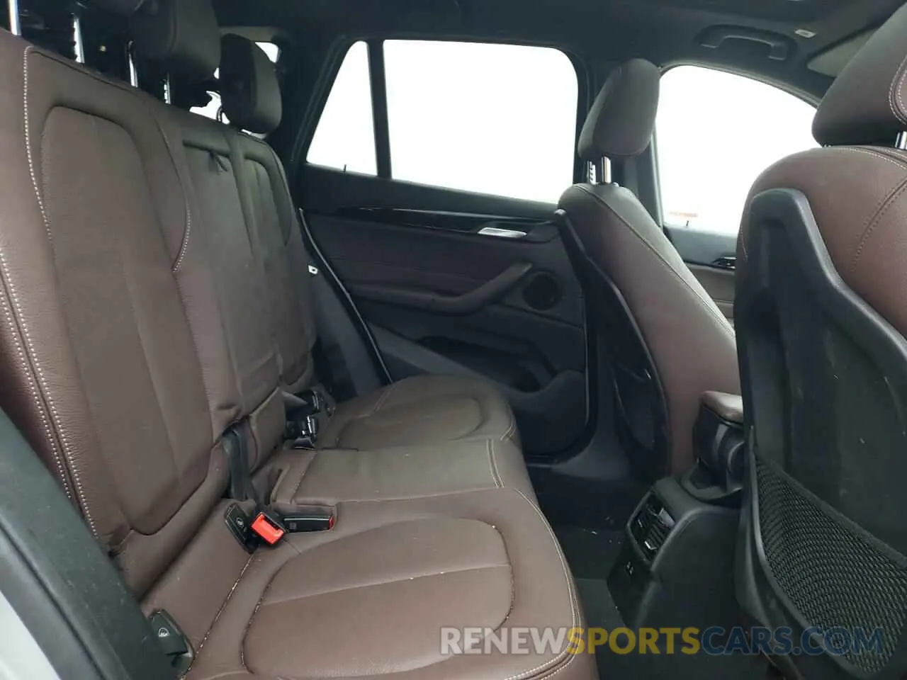 6 fotografías del automóvil dañado WBXHT3C57K5L89845 BMW X1 2019