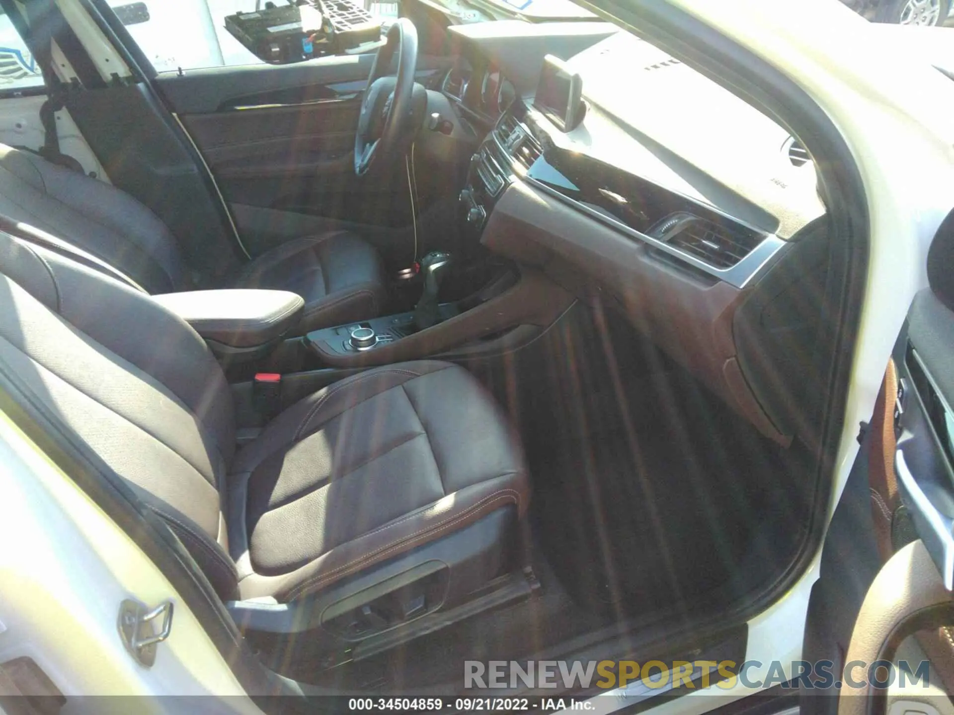 5 fotografías del automóvil dañado WBXHT3C58K5L90342 BMW X1 2019