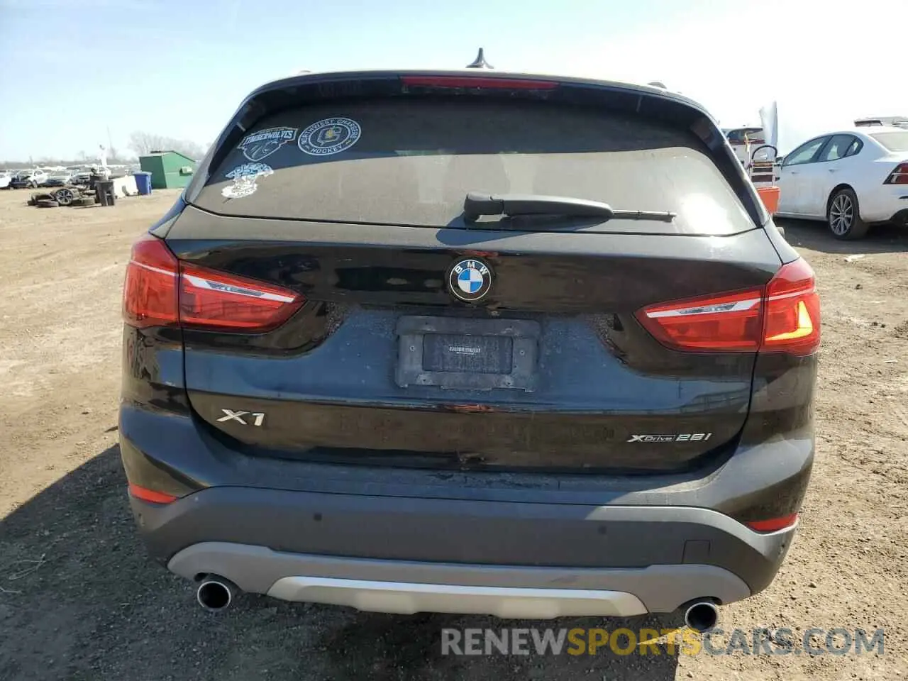 6 fotografías del automóvil dañado WBXHT3C59K5L90348 BMW X1 2019