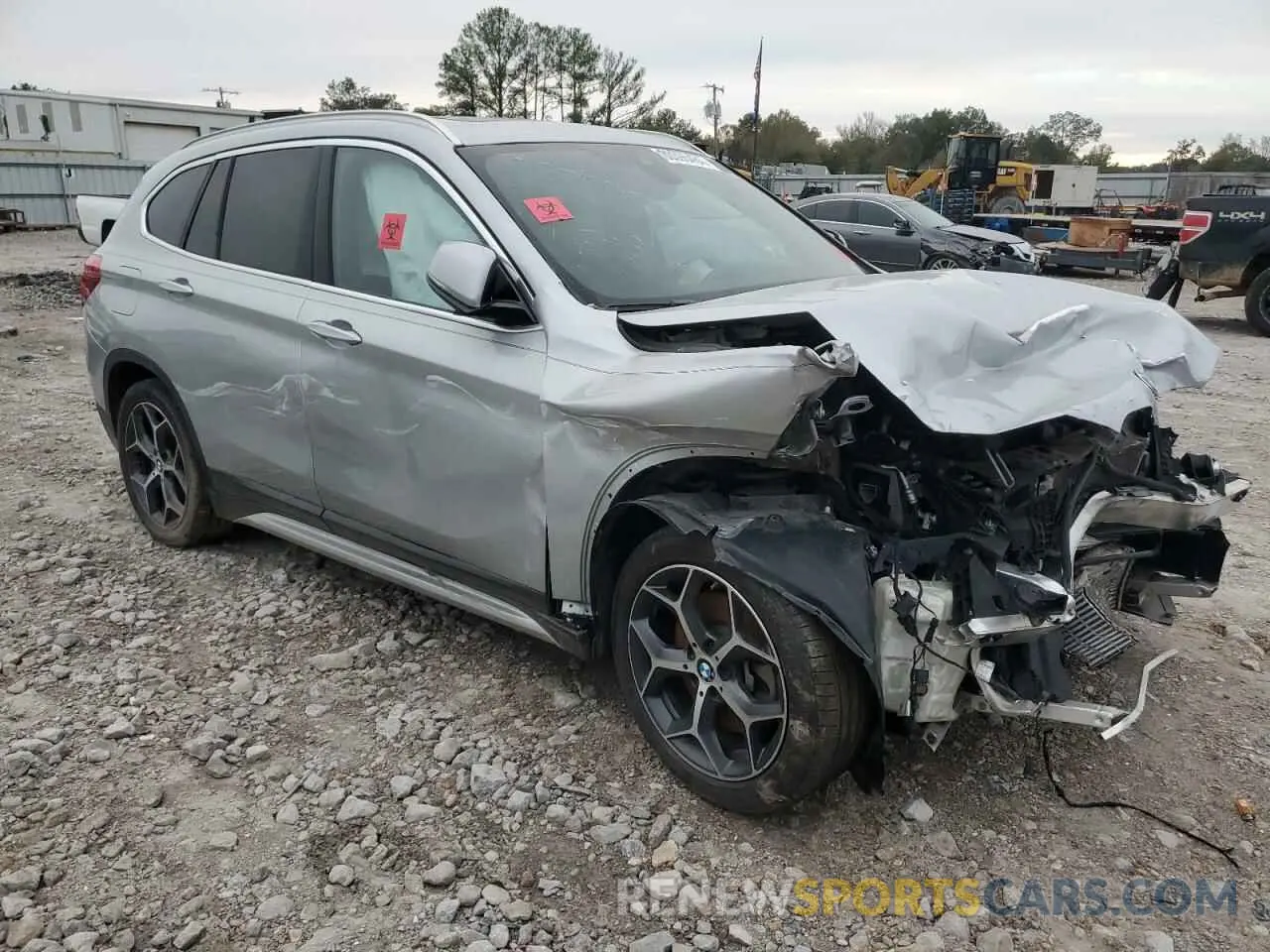 4 fotografías del automóvil dañado WBXHU7C53K3H45355 BMW X1 2019