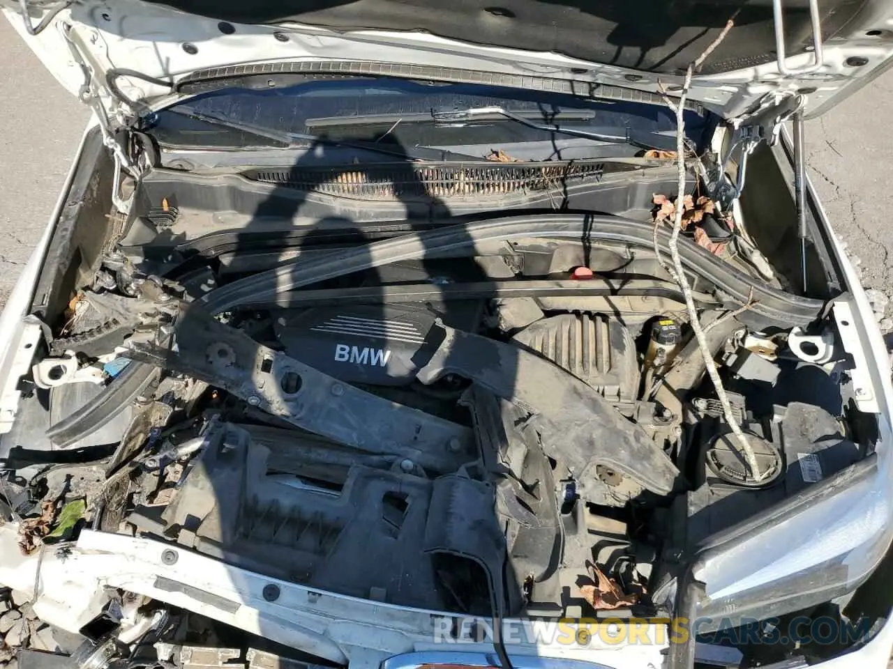 13 fotografías del automóvil dañado WBXHU7C53K3H45694 BMW X1 2019