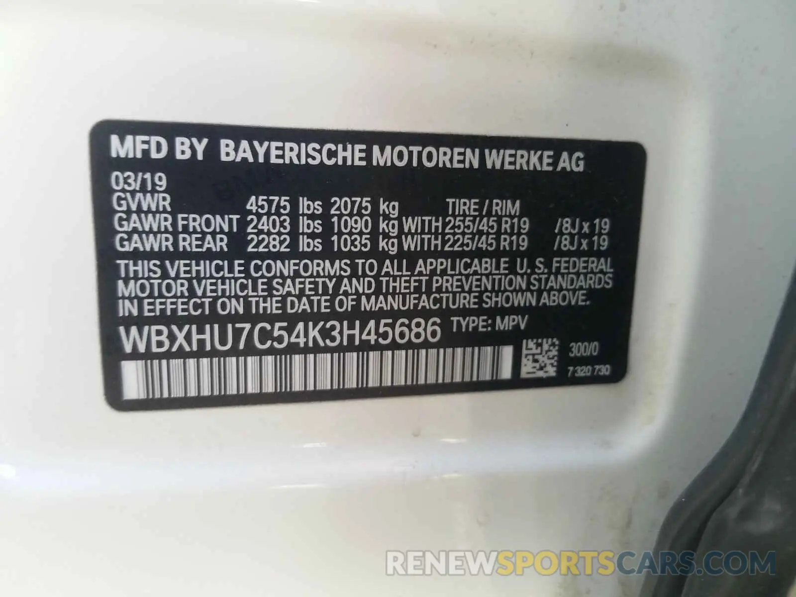 10 fotografías del automóvil dañado WBXHU7C54K3H45686 BMW X1 2019