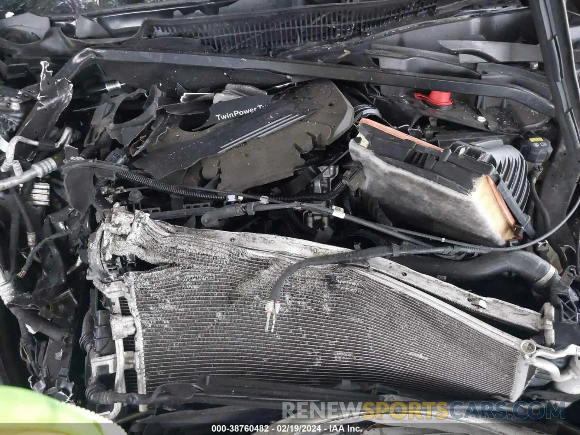 10 fotografías del automóvil dañado WBXHU7C55K5L11228 BMW X1 2019