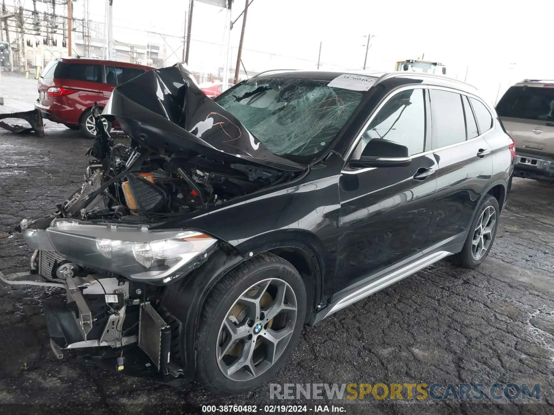 2 fotografías del automóvil dañado WBXHU7C55K5L11228 BMW X1 2019