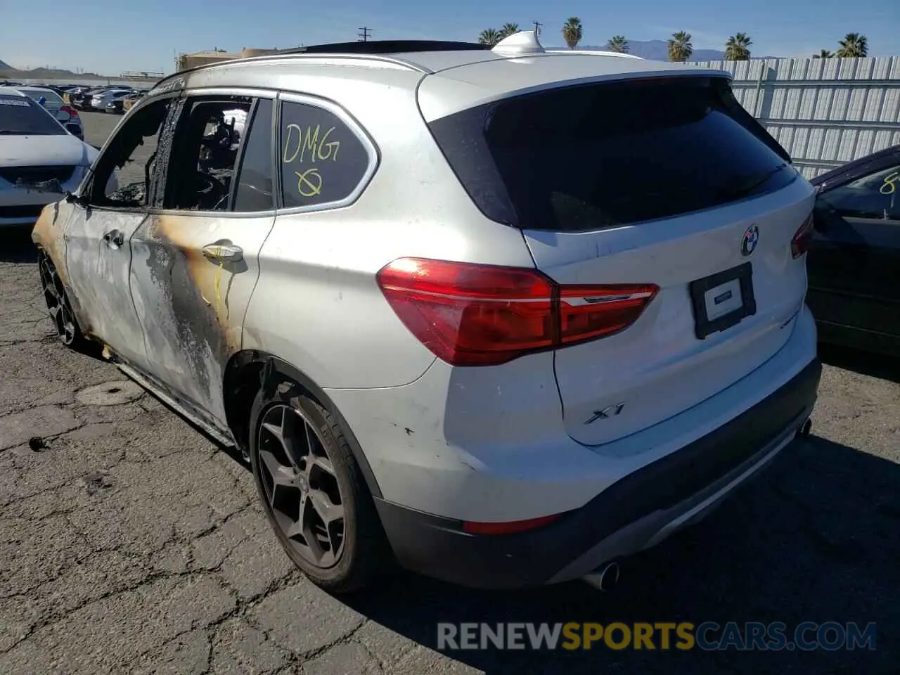3 fotografías del automóvil dañado WBXHU7C56K3H44474 BMW X1 2019