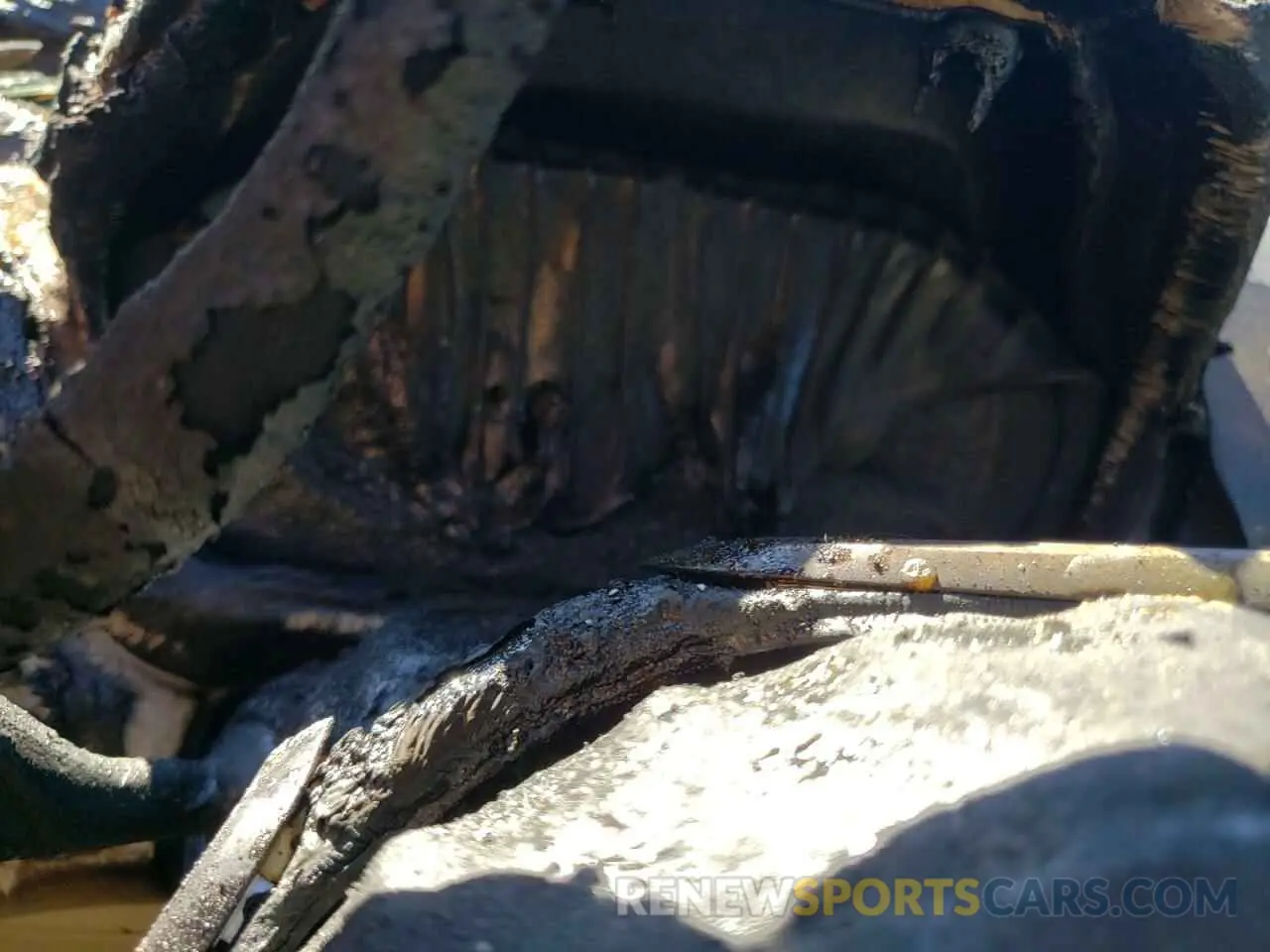 8 fotografías del automóvil dañado WBXHU7C56K3H44474 BMW X1 2019
