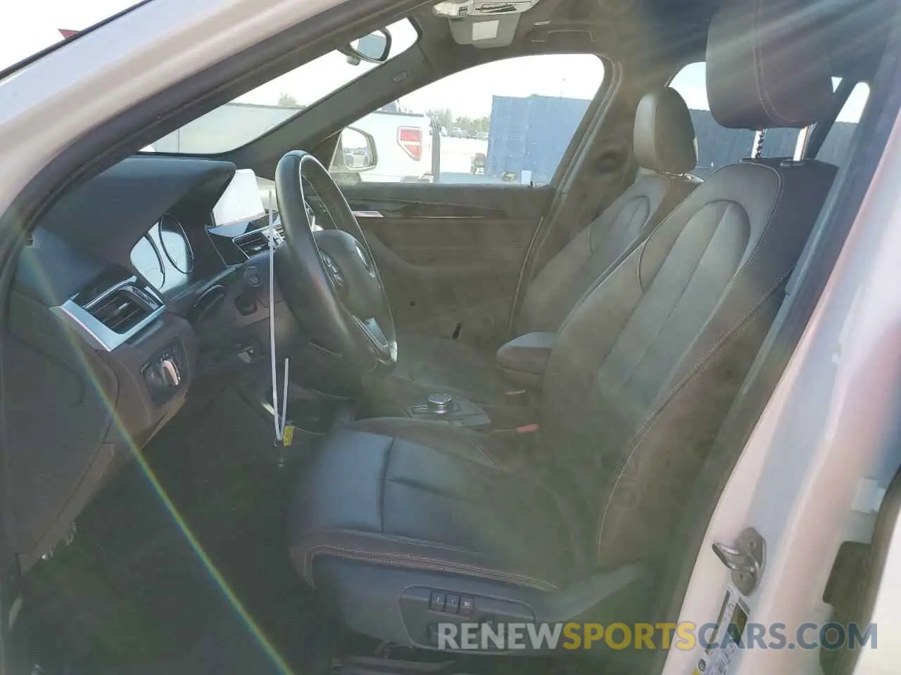 7 fotografías del automóvil dañado WBXHU7C57K5L11912 BMW X1 2019