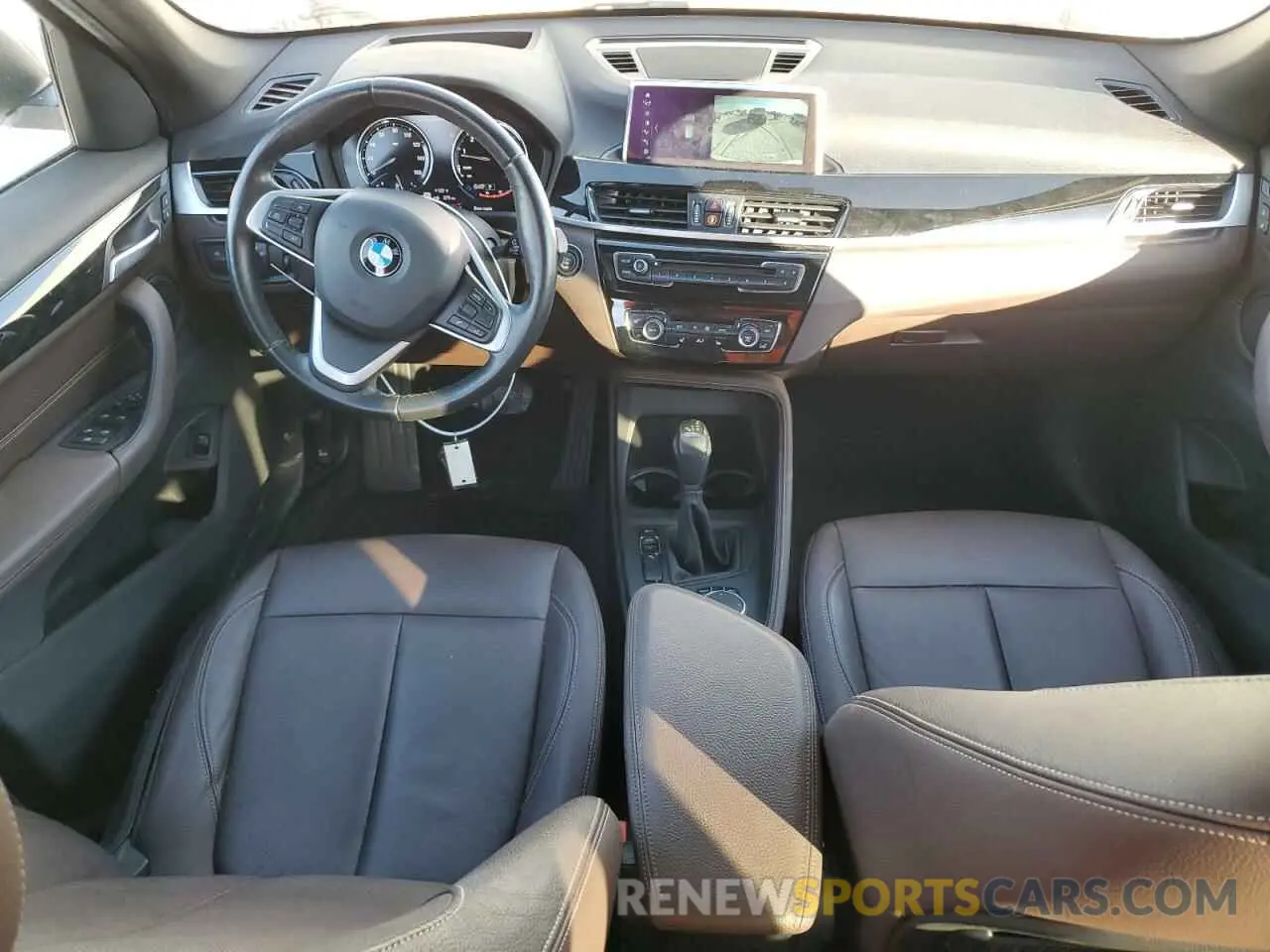 8 fotografías del automóvil dañado WBXHU7C57K5L11912 BMW X1 2019