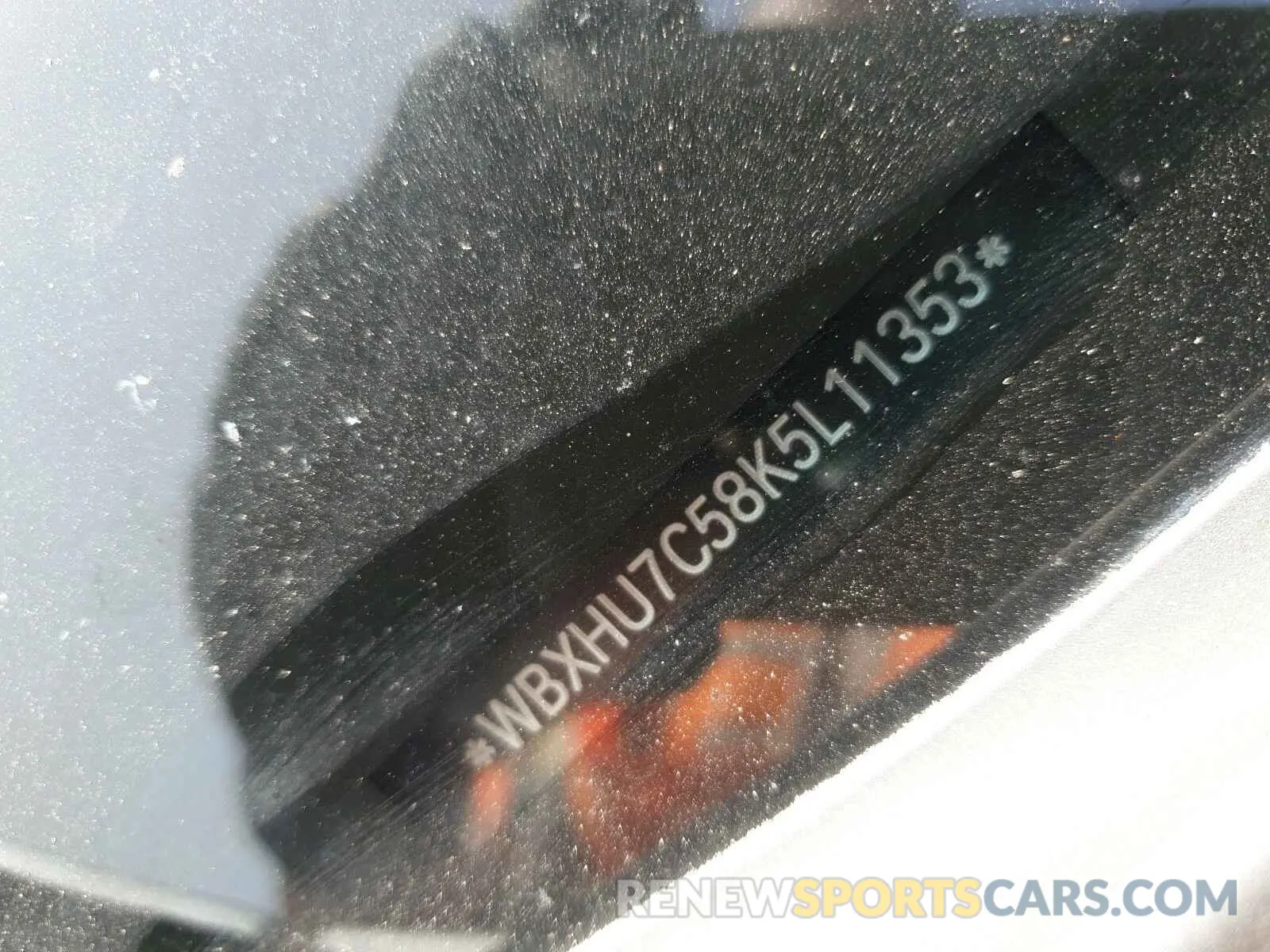 10 fotografías del automóvil dañado WBXHU7C58K5L11353 BMW X1 2019