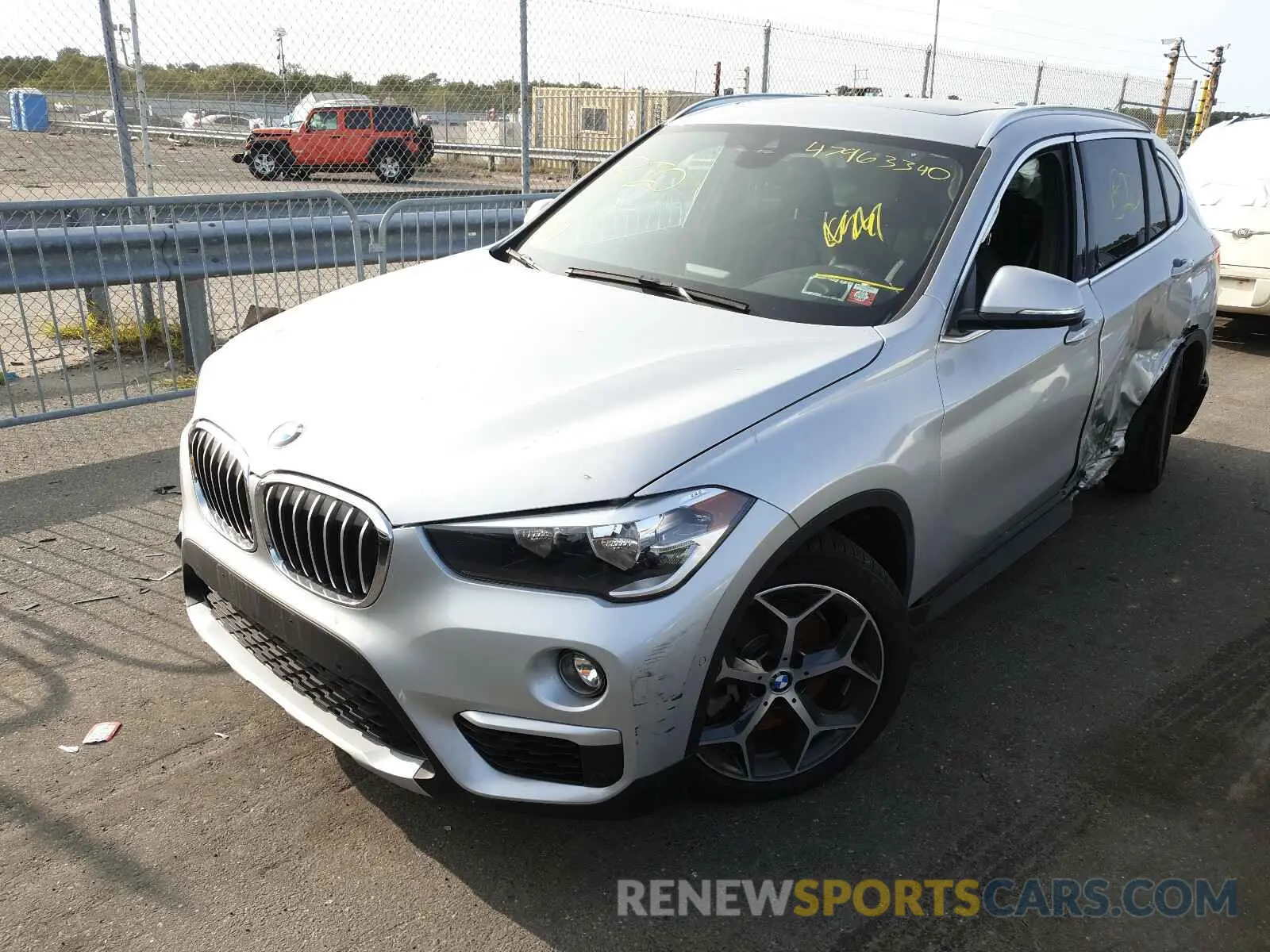 2 fotografías del automóvil dañado WBXHU7C58K5L11353 BMW X1 2019