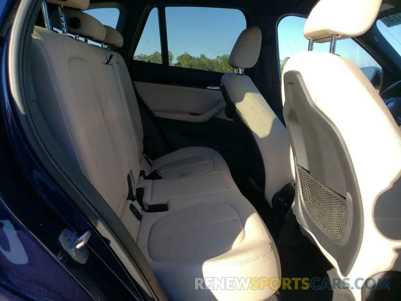 11 fotografías del automóvil dañado WBXHU7C5XK3H45420 BMW X1 2019