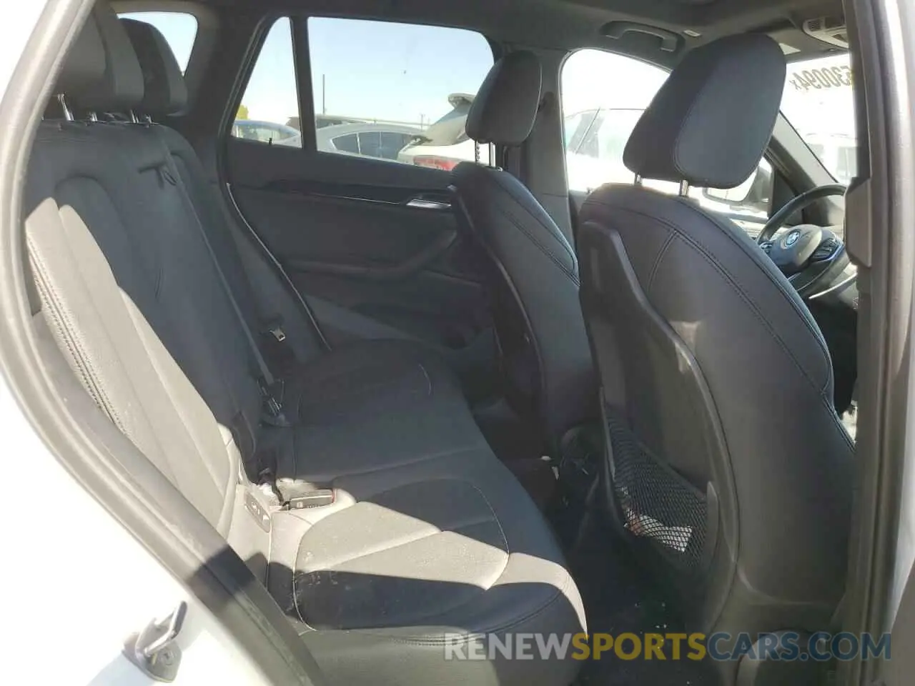 10 fotografías del automóvil dañado WBXHU7C5XK5L09877 BMW X1 2019