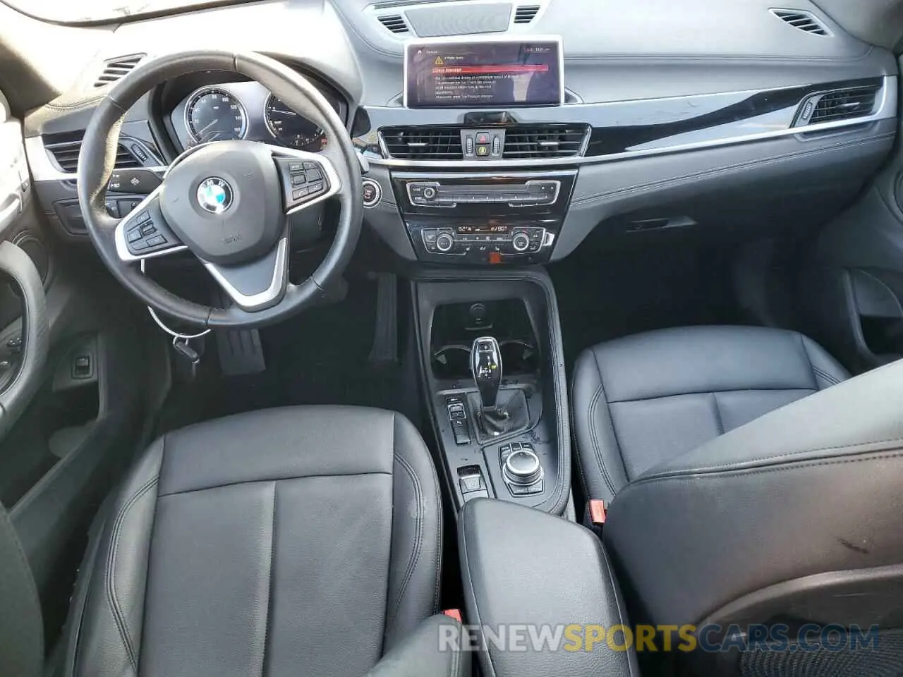 8 fotografías del automóvil dañado WBXJG7C01L5R36417 BMW X1 2020