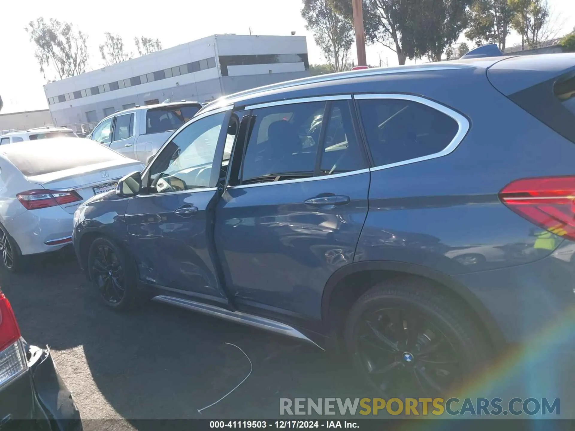 14 fotografías del automóvil dañado WBXJG7C03L5P82809 BMW X1 2020