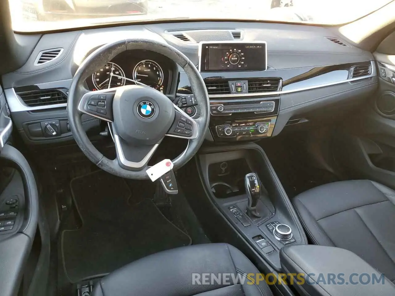 8 fotografías del automóvil dañado WBXJG7C04L5P30928 BMW X1 2020
