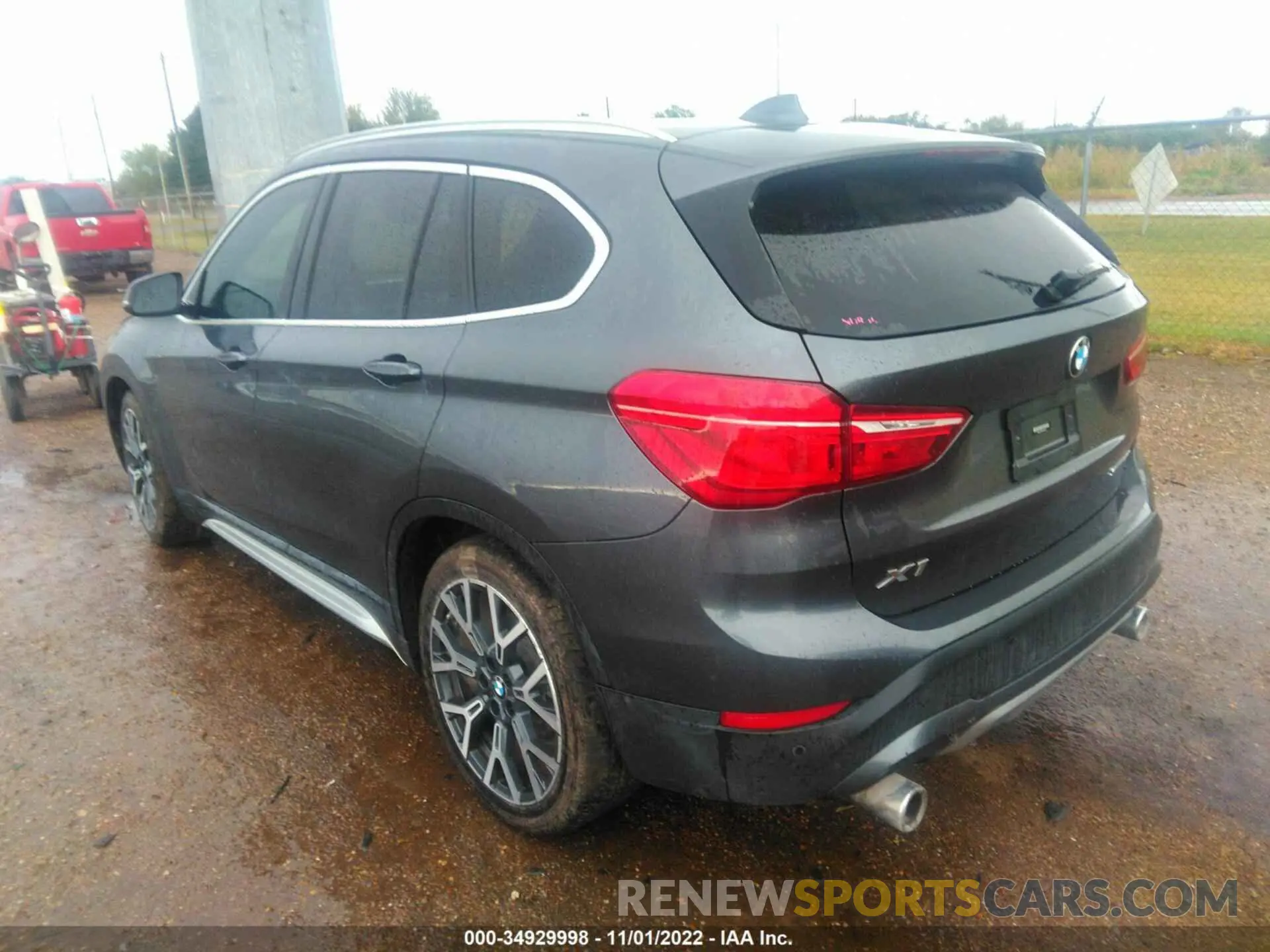 3 fotografías del automóvil dañado WBXJG7C04L5R23273 BMW X1 2020