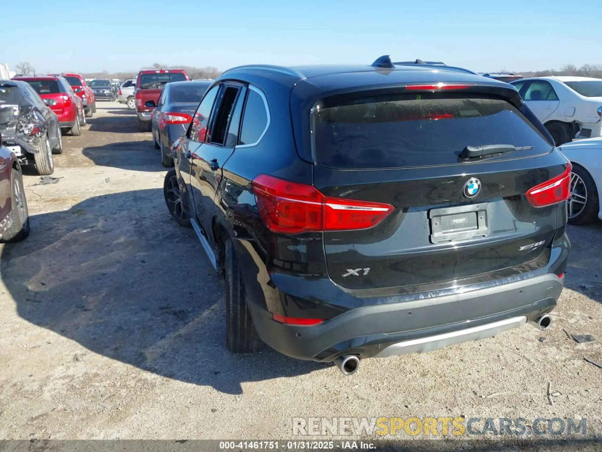 3 fotografías del automóvil dañado WBXJG7C05L5P47902 BMW X1 2020