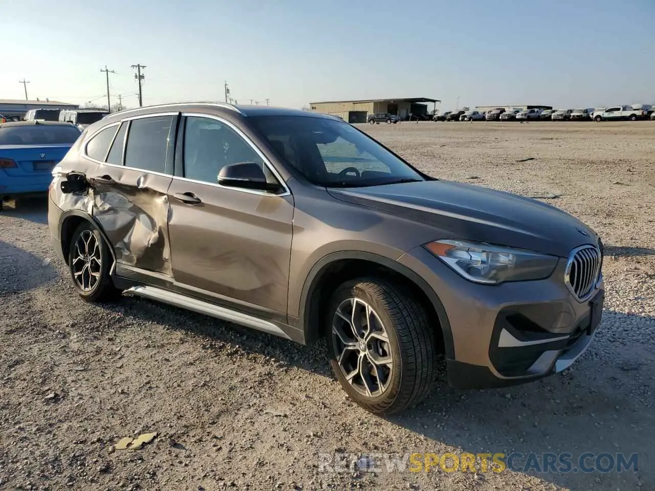 4 fotografías del automóvil dañado WBXJG7C06L5P19686 BMW X1 2020