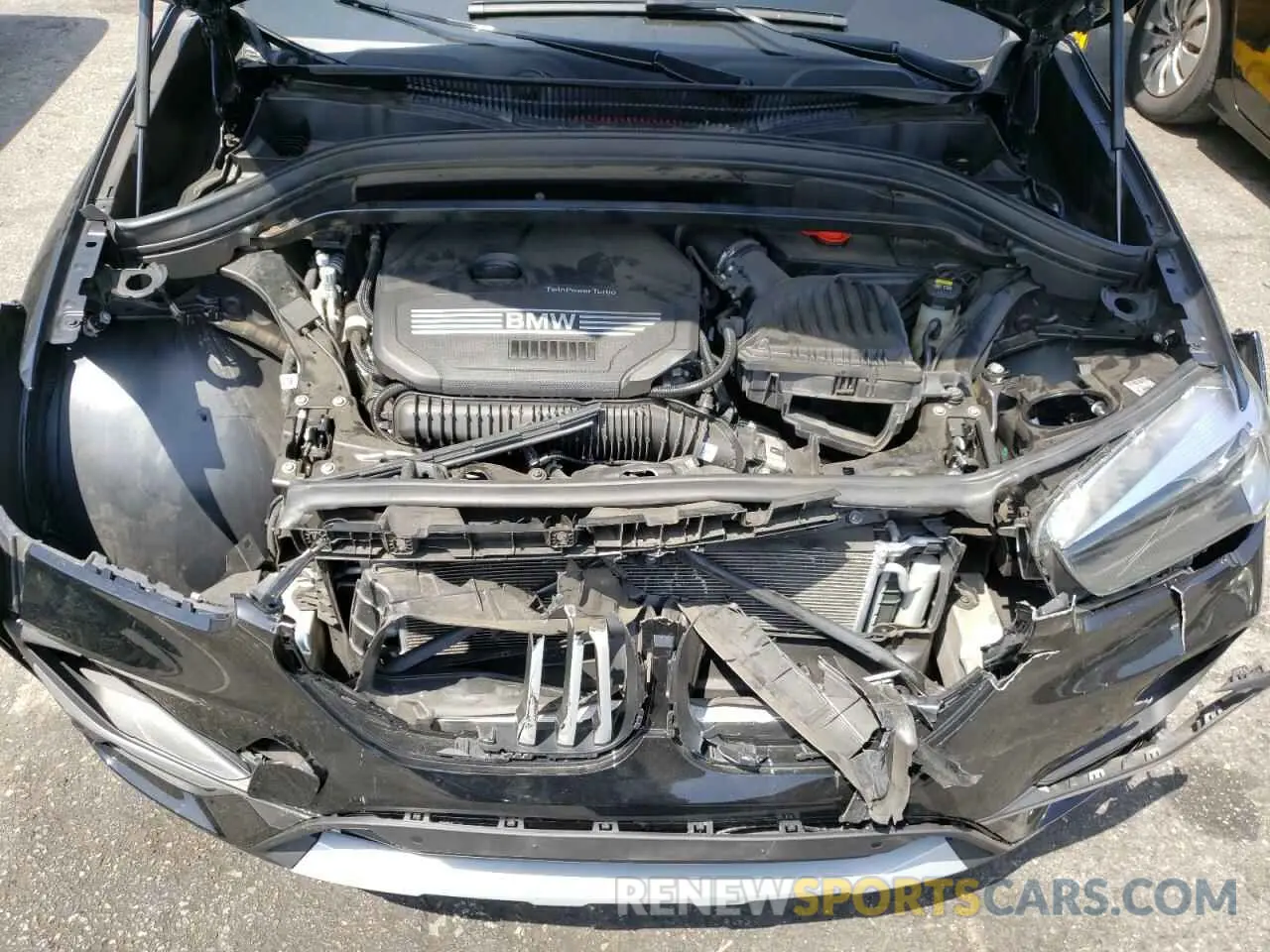 7 fotografías del automóvil dañado WBXJG7C07L5P32365 BMW X1 2020