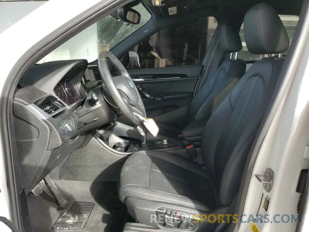 7 fotografías del automóvil dañado WBXJG7C08L5P47375 BMW X1 2020