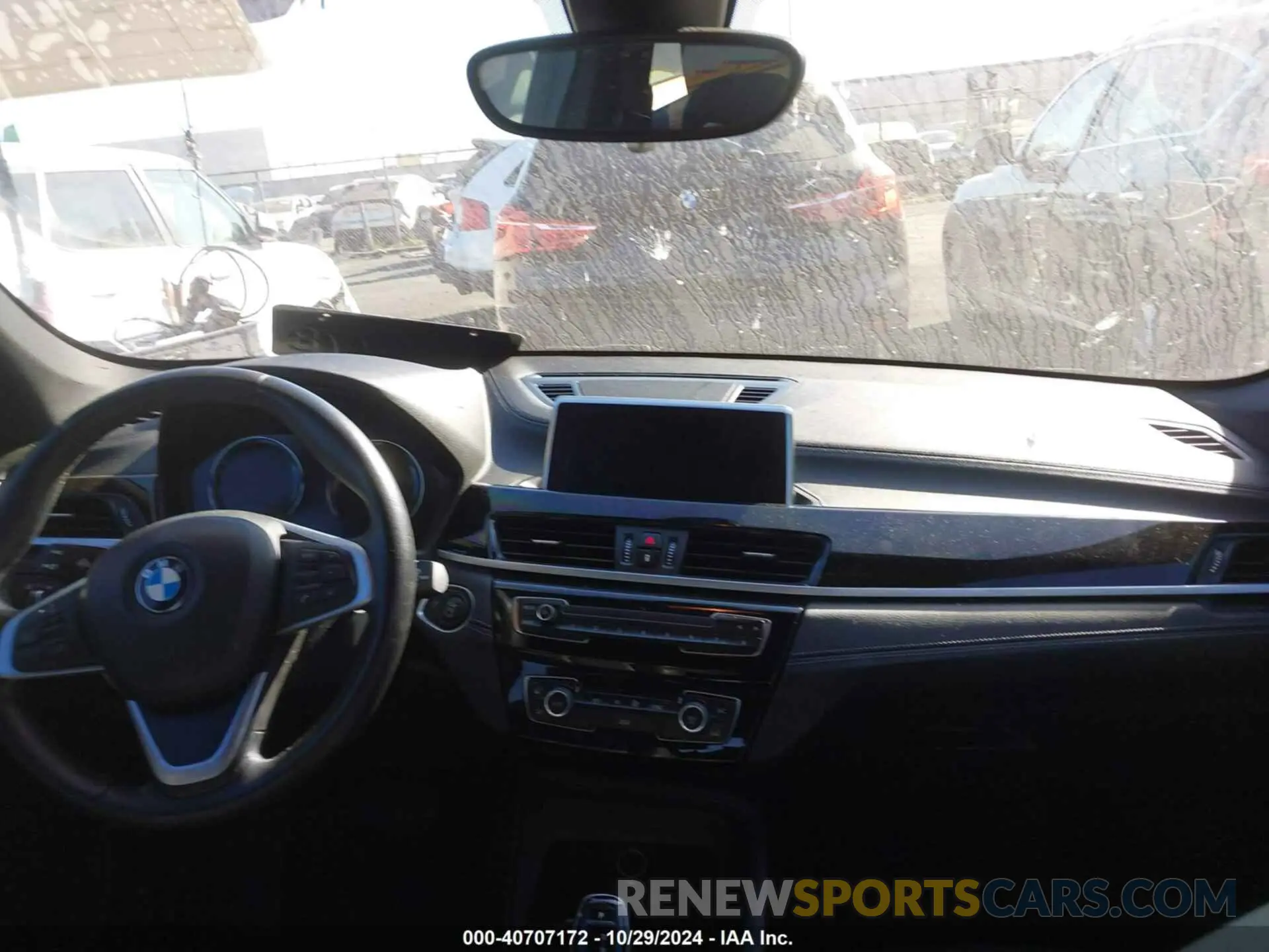 19 fotografías del automóvil dañado WBXJG7C09L5R72887 BMW X1 2020