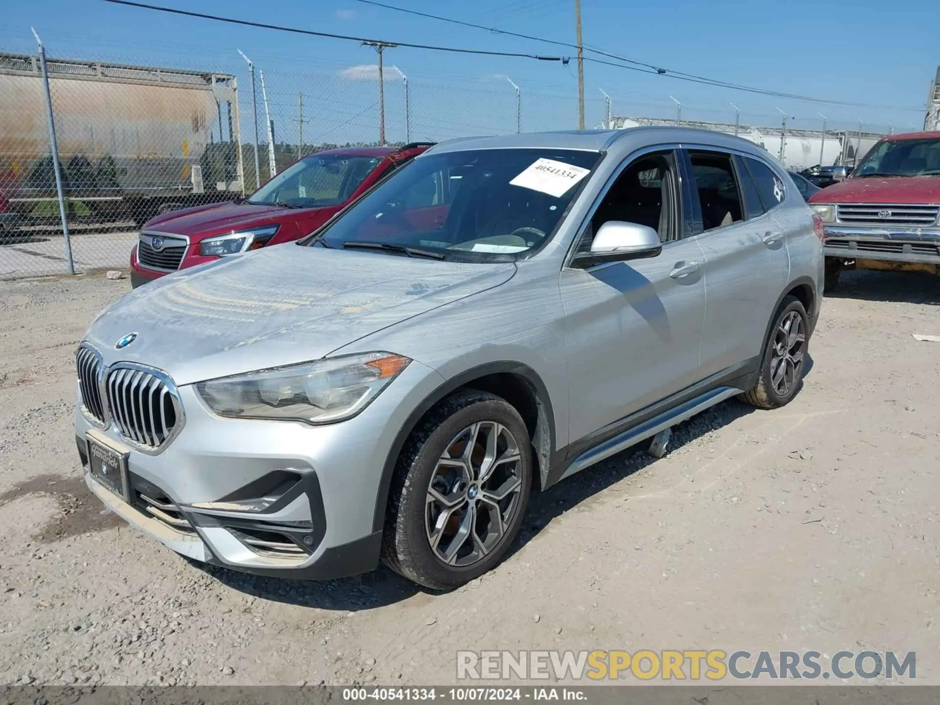 2 fotografías del automóvil dañado WBXJG7C09L5R91407 BMW X1 2020