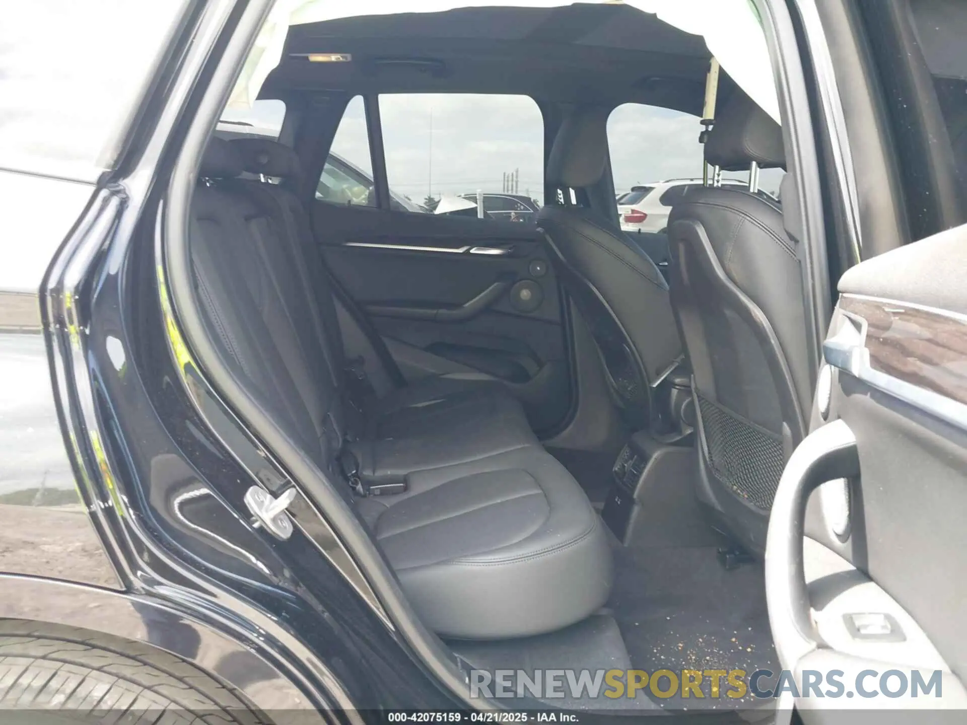 8 fotografías del automóvil dañado WBXJG7C0XL5P74237 BMW X1 2020